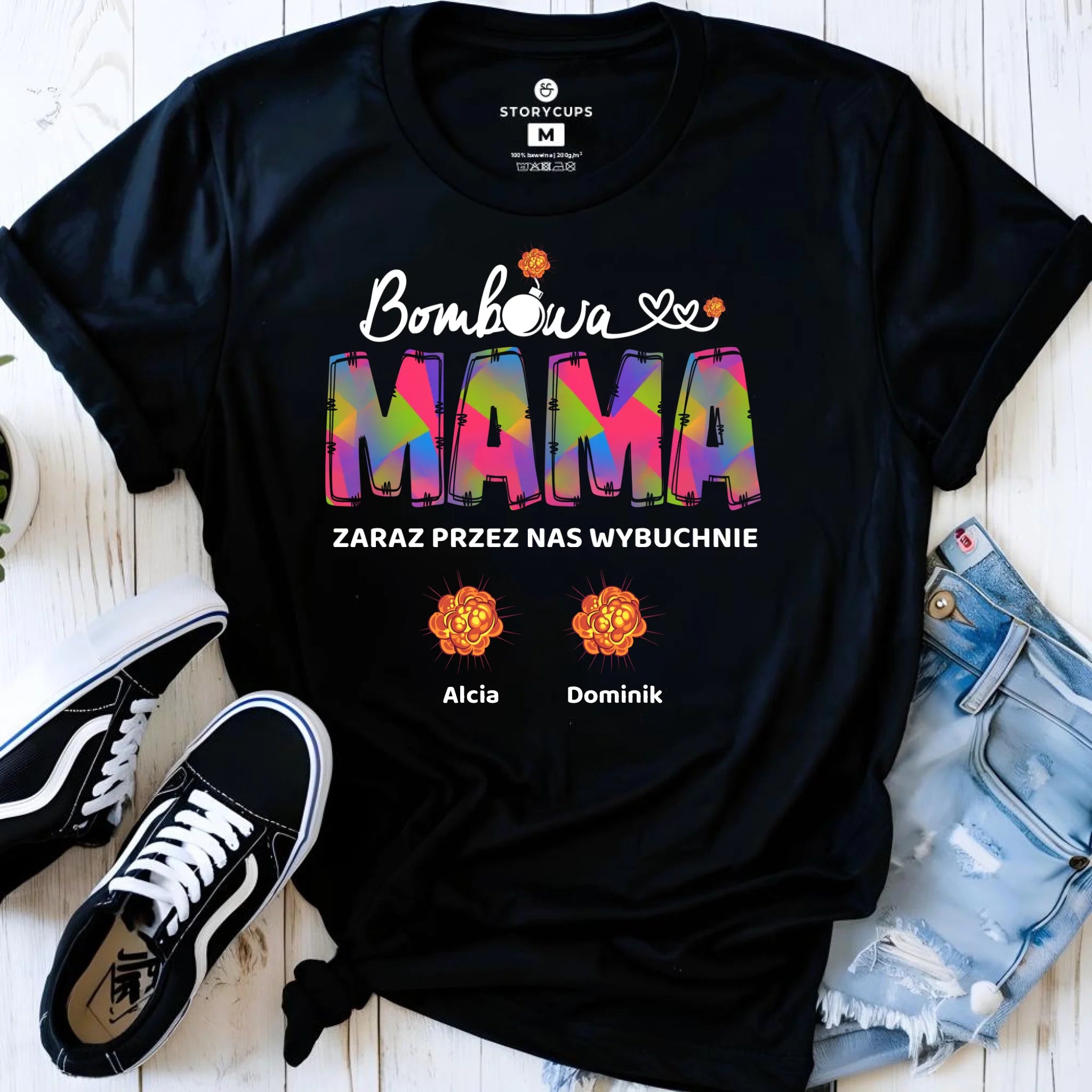 Koszulka dla mamy z imionami dzieci - Bombowa mama - personalizowana DM53 - StoryCups.pl