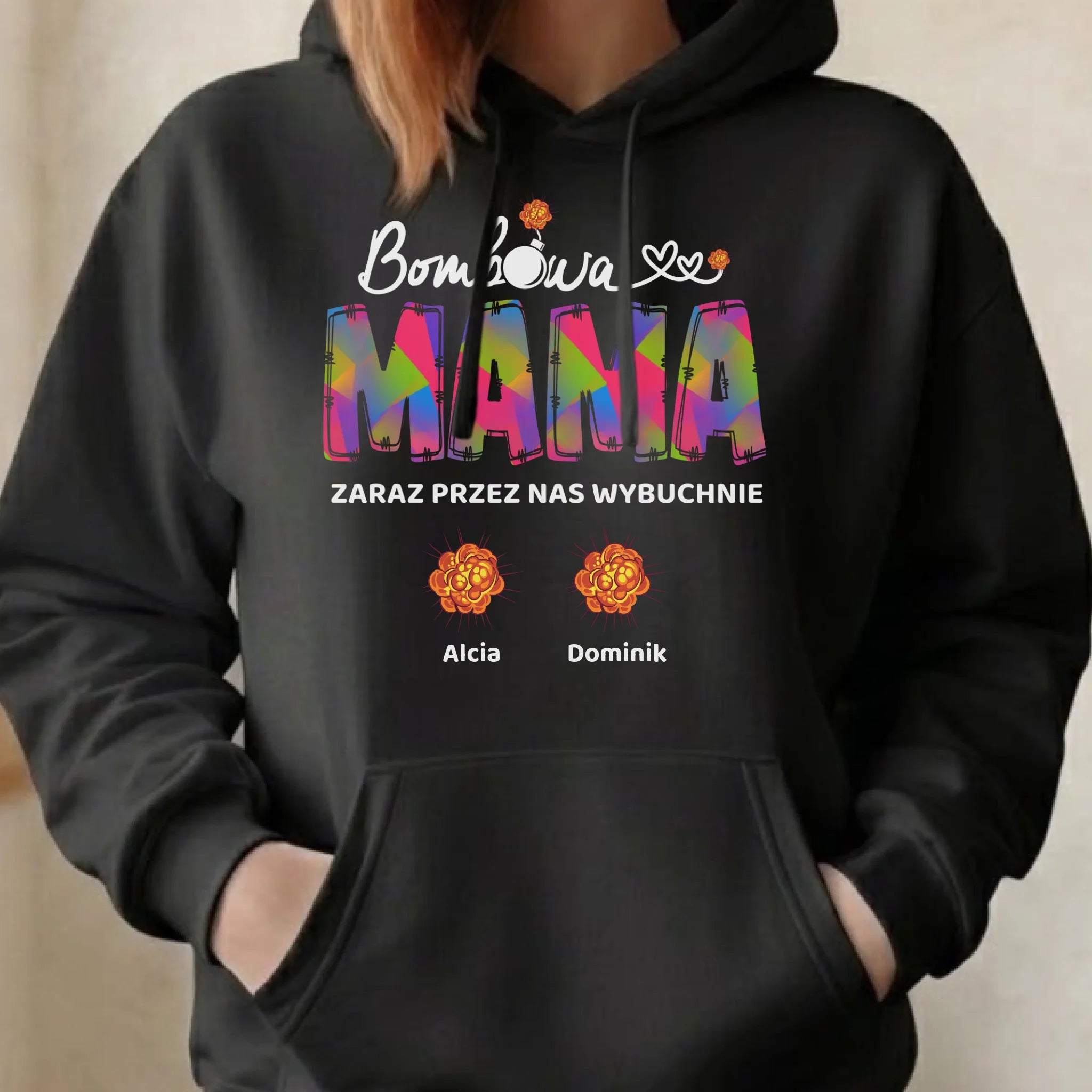 Bluza z kapturem dla mamy z imionami dzieci - Bombowa mama - personalizowana DM53 - StoryCups.pl