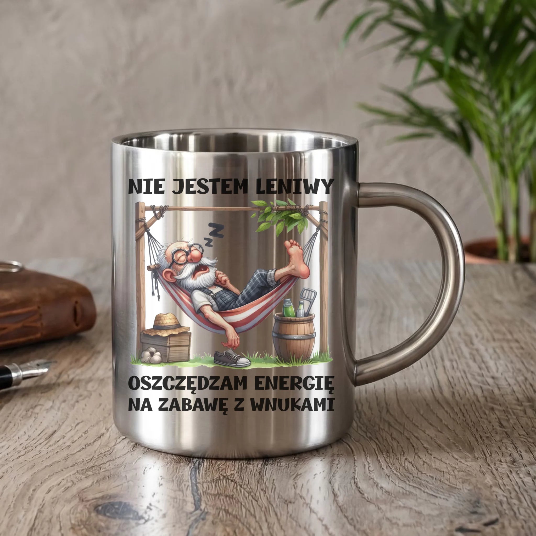 Kubek metalowy dla dziadka - Nie jestem leniwy oszczędzam energię D39 - StoryCups.pl