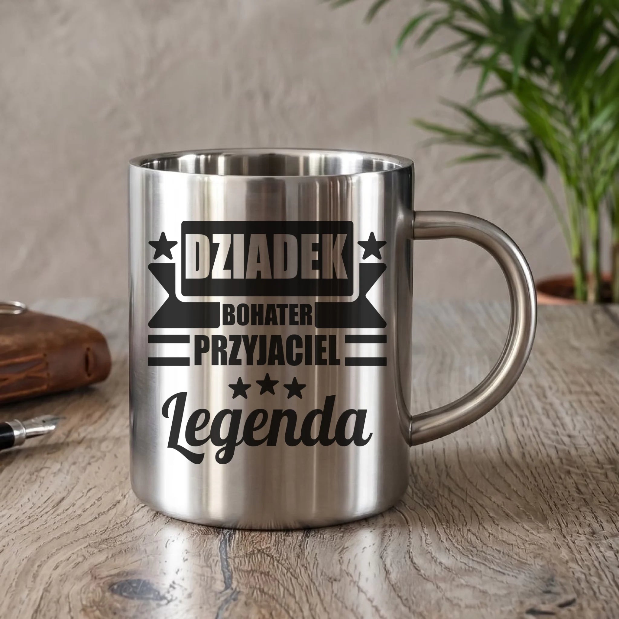 Kubek metalowy dla dziadka - Bohater przyjaciel legenda D20 - StoryCups.pl
