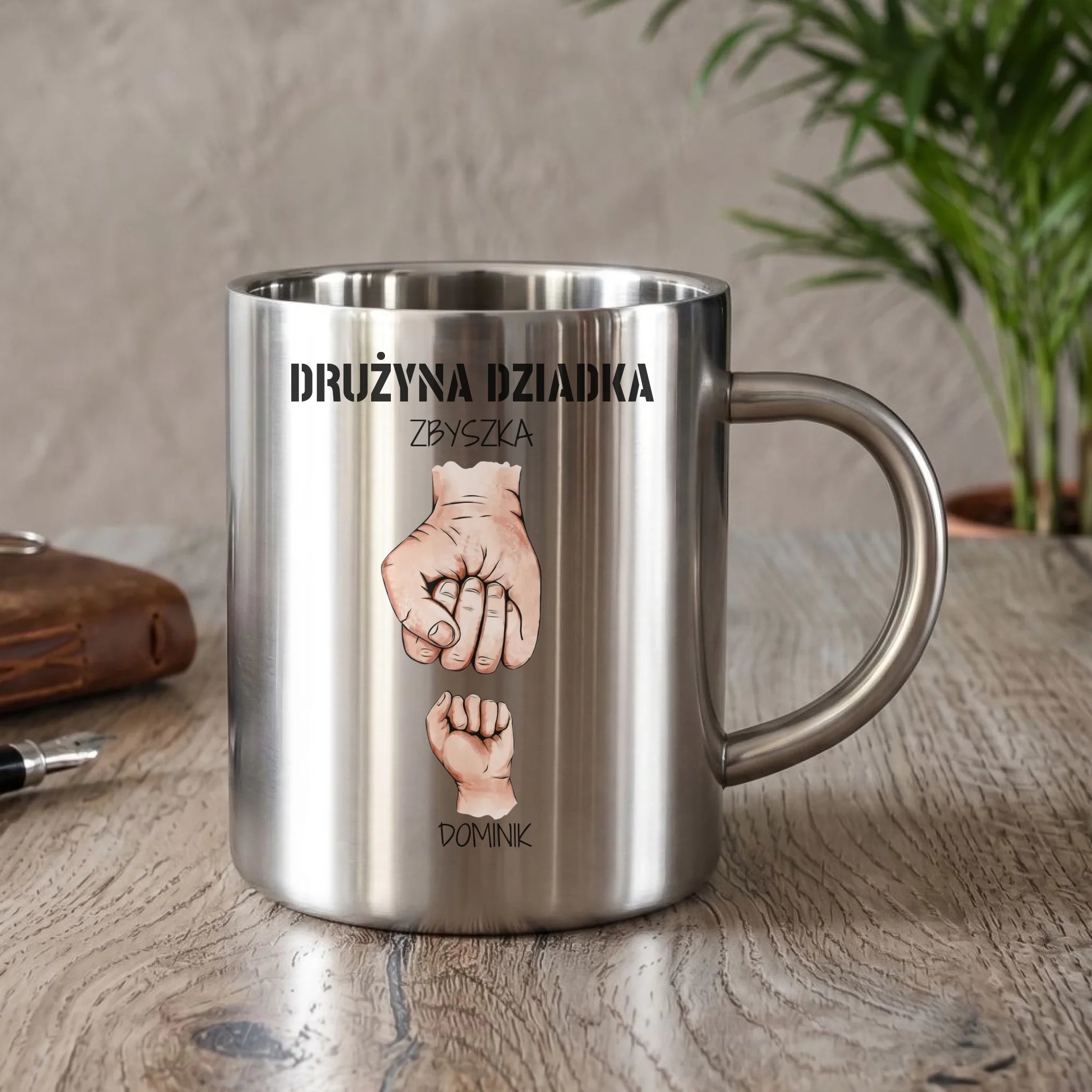 Kubek metalowy dla dziadka - Drużyna dziadka 1-6 imion wnuków - personalizowany D07 - StoryCups.pl