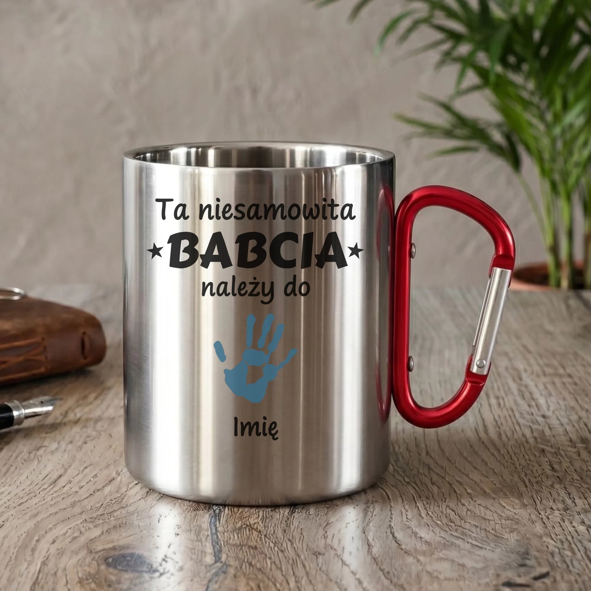 Kubek metalowy dla babci - Babcia należy do wnuków 1–6 imion – personalizowany B33 - StoryCups.pl