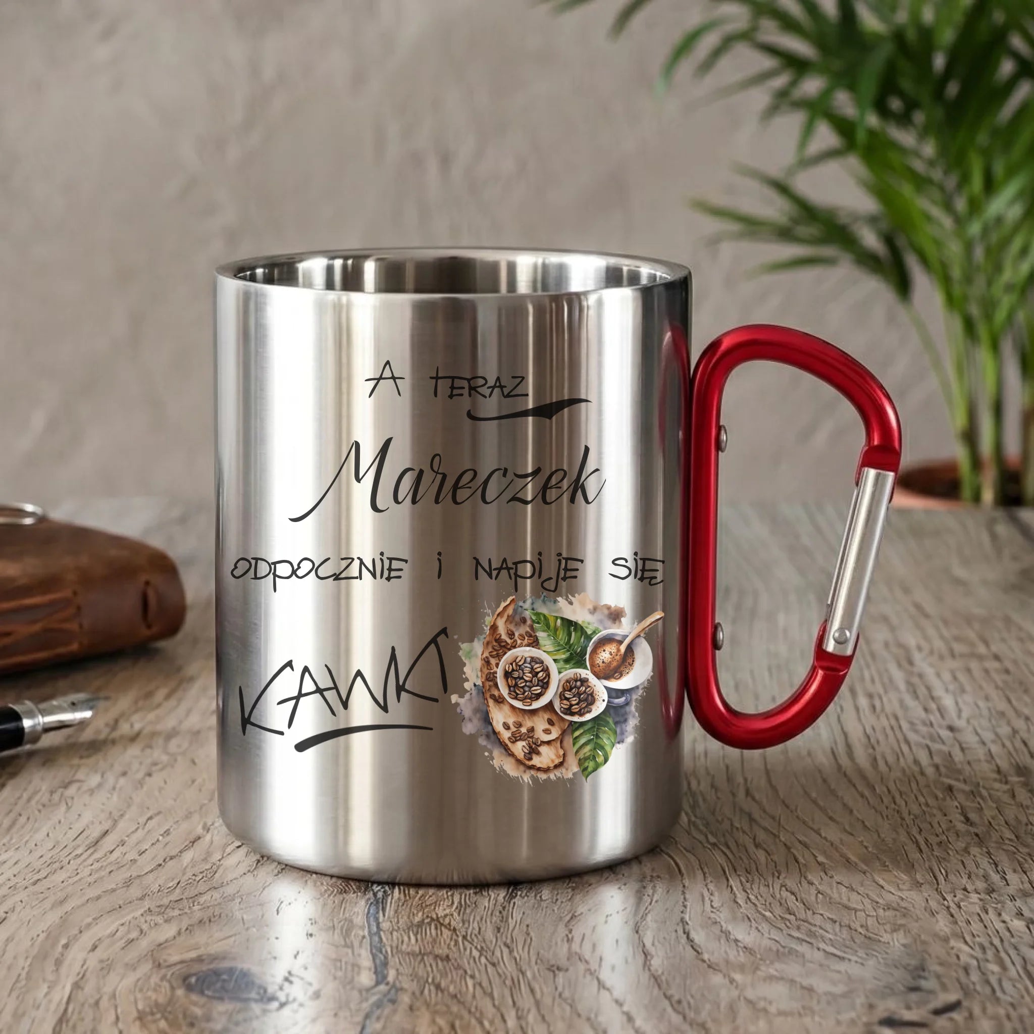 Kubek metalowy - Odpocznie i napije się kawki prezent dla kawosza - personalizowany DCH04 - StoryCups.pl