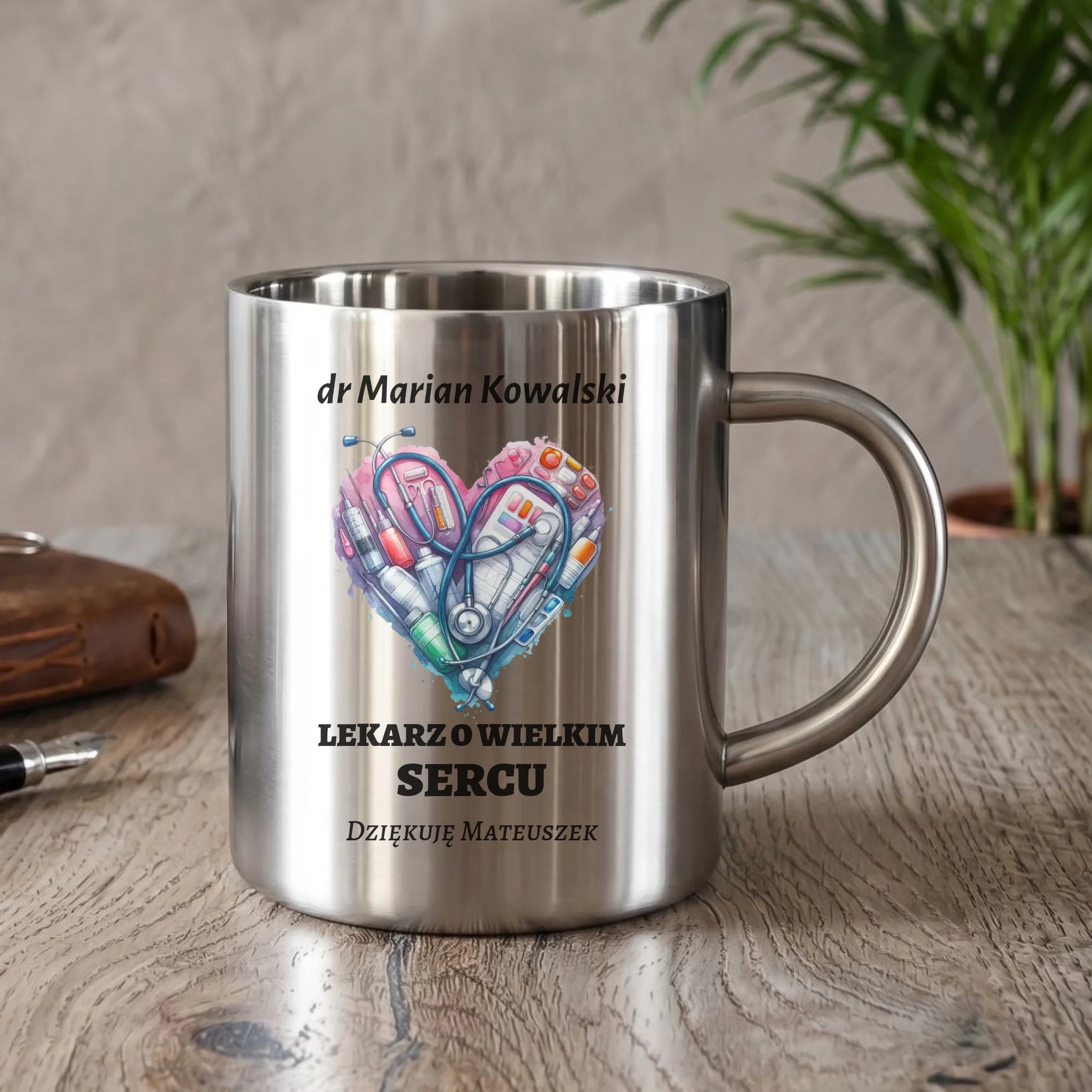 Kubek turystyczny dla lekarza - Lekarz o wielkim sercu - personalizowany ZL02 - StoryCups.pl