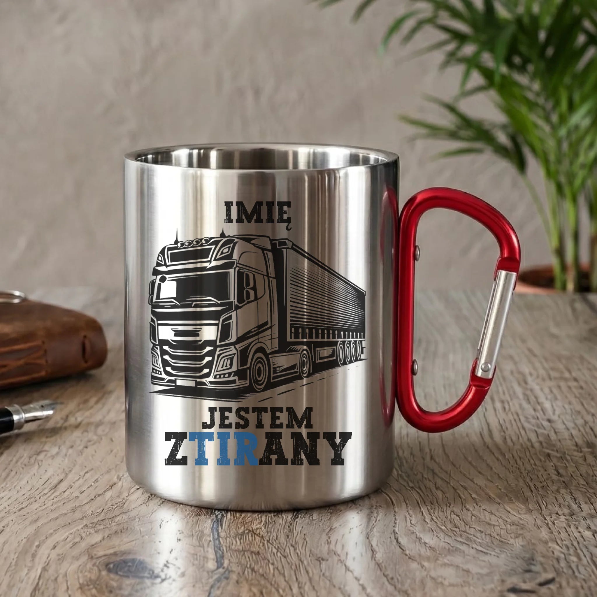 Kubek turystyczny dla kierowcy ciężarówki - Jestem zTIRany - personalizowany ZKT01 - StoryCups.pl