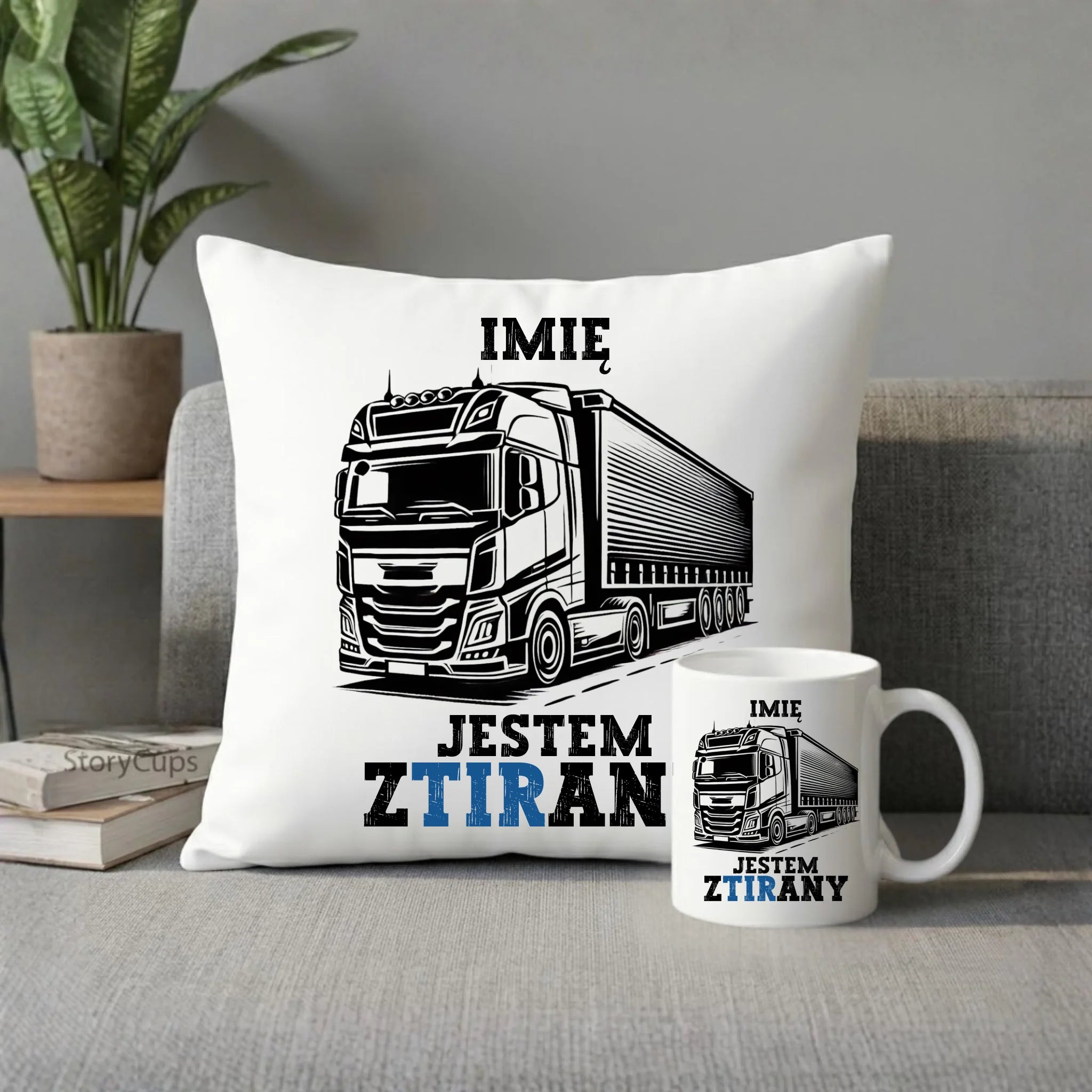 Zestaw poduszka i kubek dla kierowcy ciężarówki - Jestem zTIRany - personalizowany ZKT01 - StoryCups.pl