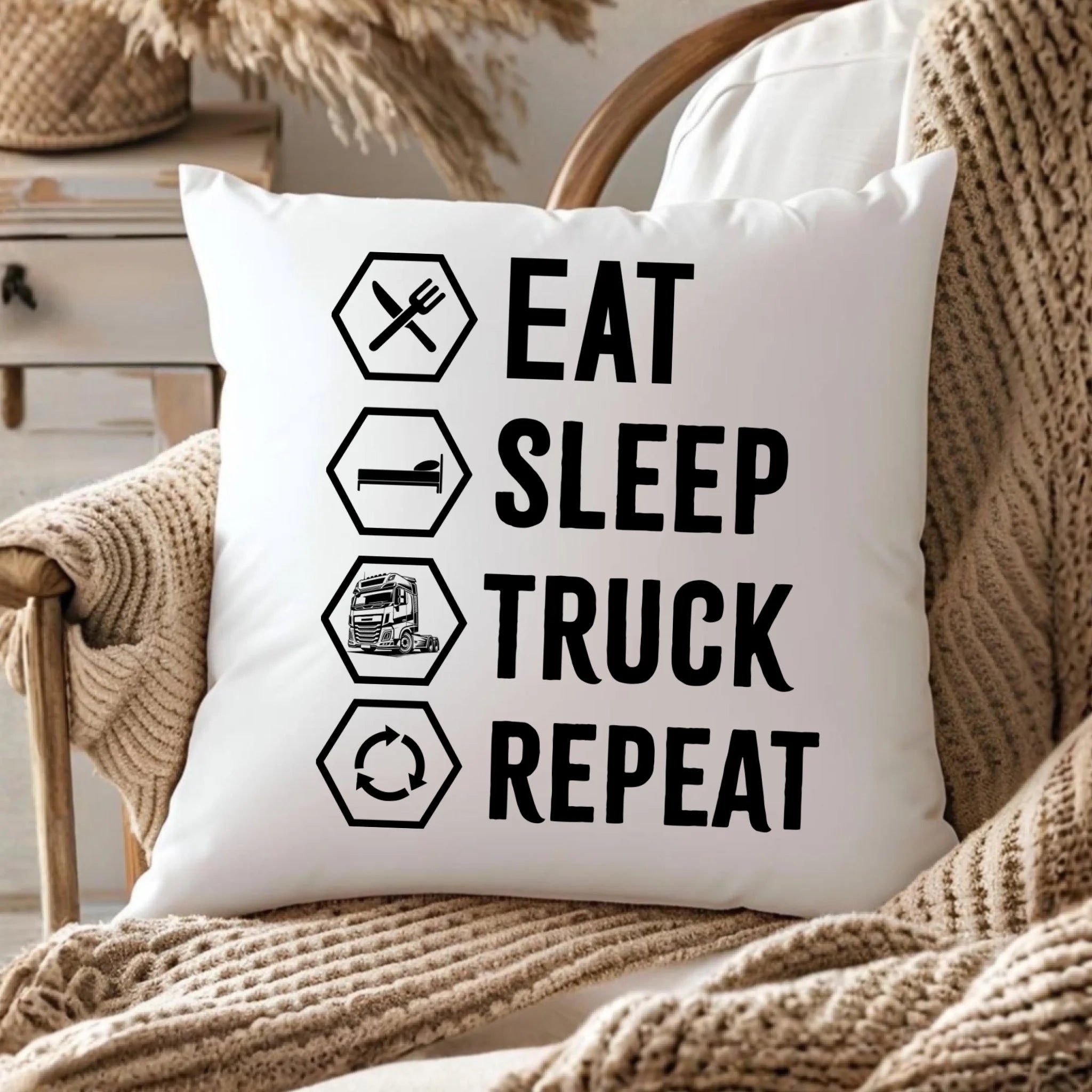 Poduszka dla kierowcy ciężarówki - Eat Sleep Truck Repeat ZKT05 - StoryCups.pl