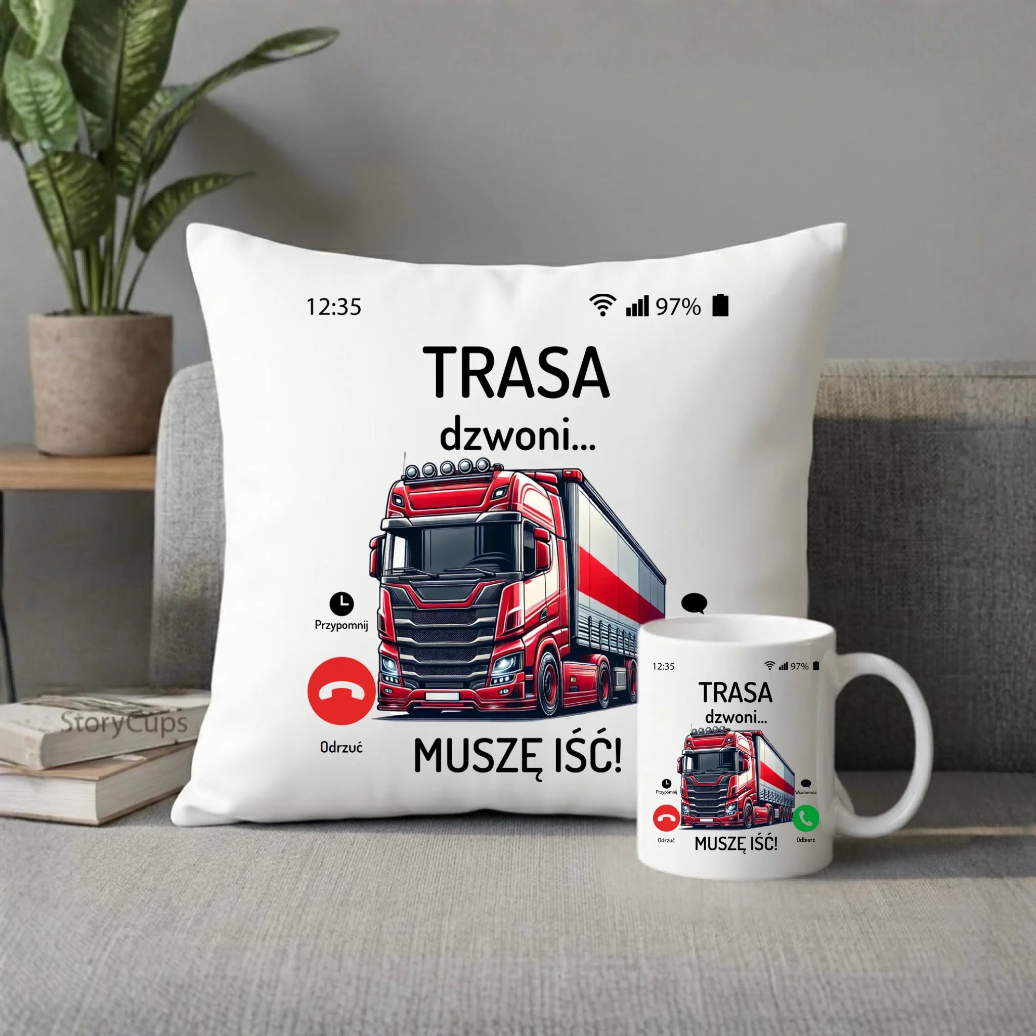 Zestaw poduszka i kubek dla zawodowego kierowcy - Trasa dzwoni muszę iść ZKT03 - StoryCups.pl