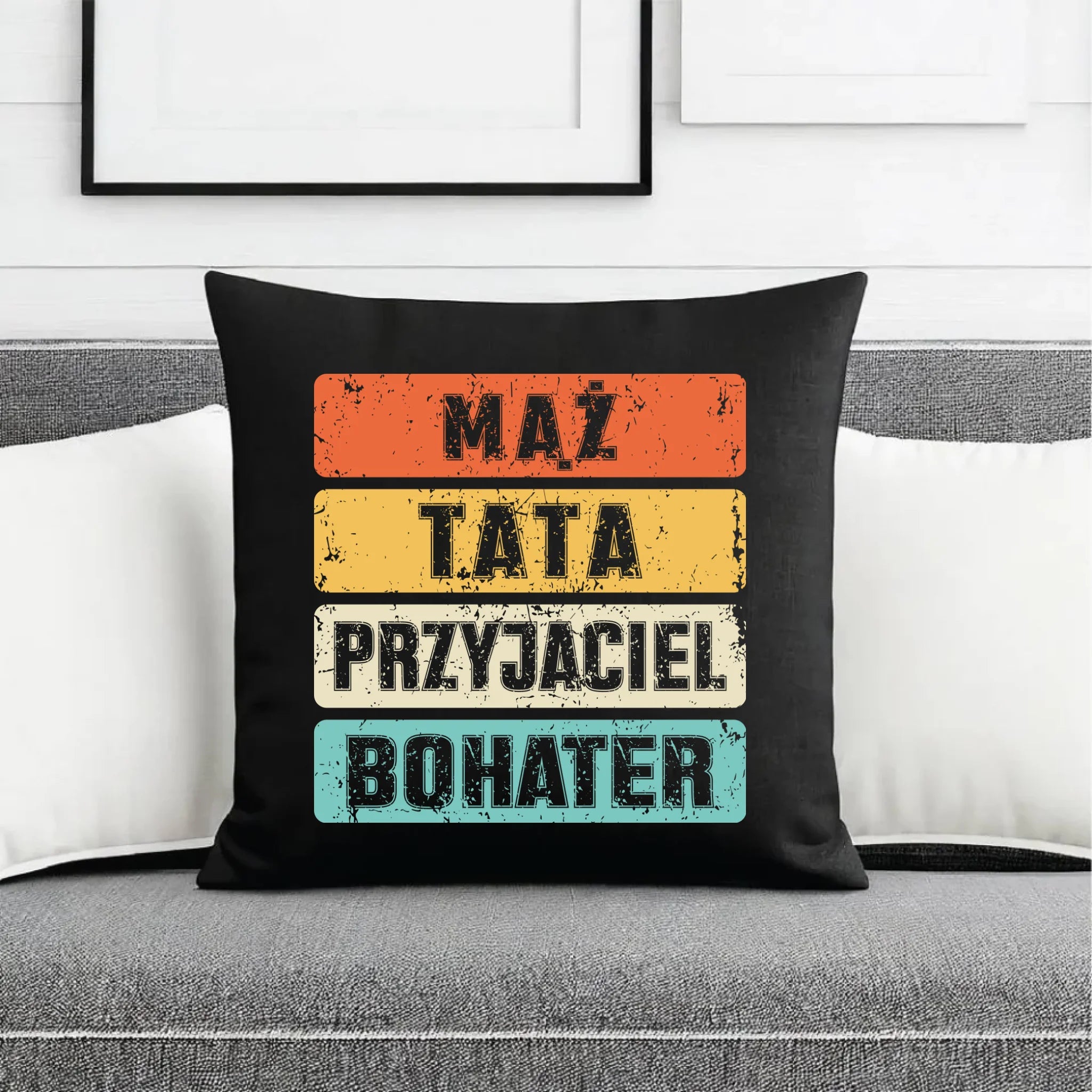 Poduszka dekoracyjna dla taty - Mąż Tata Przyjaciel Bohater DT05 - StoryCups.pl