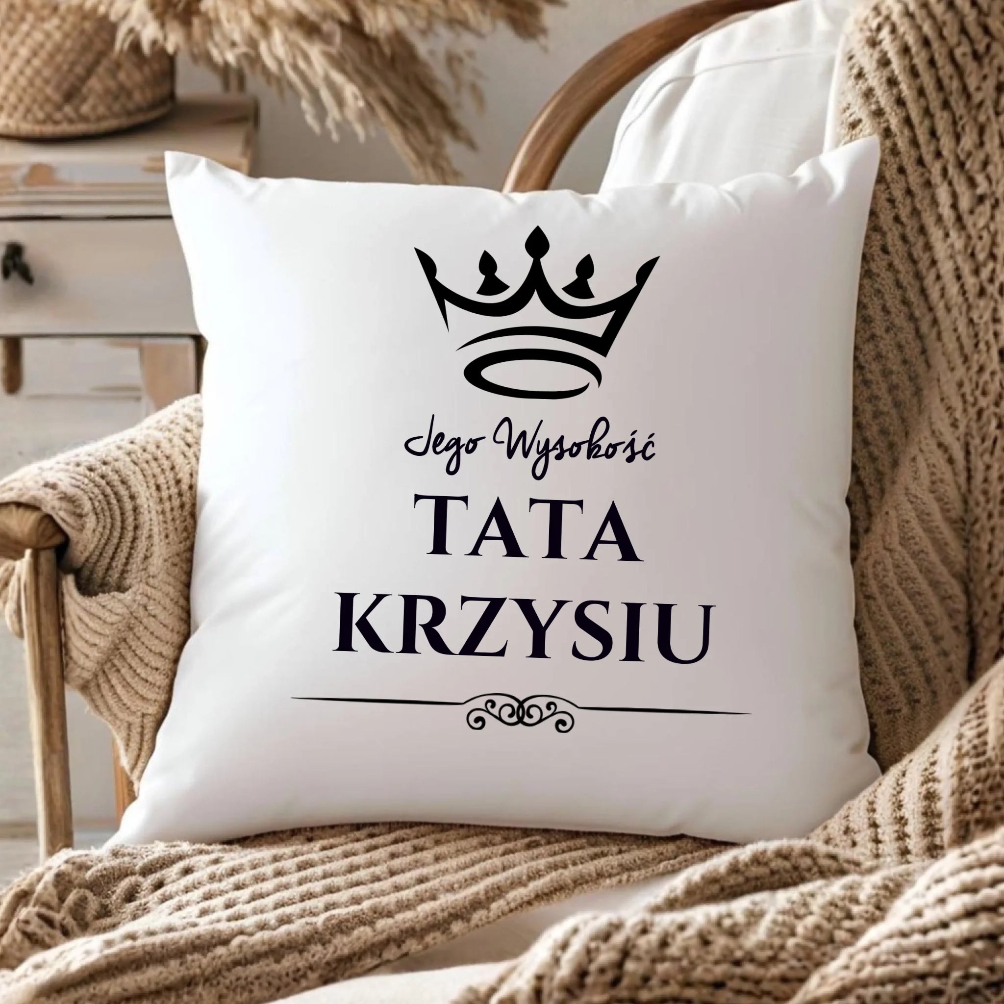 Poduszka dla taty - Jego Wysokość Tata - personalizowana DT11 - StoryCups.pl