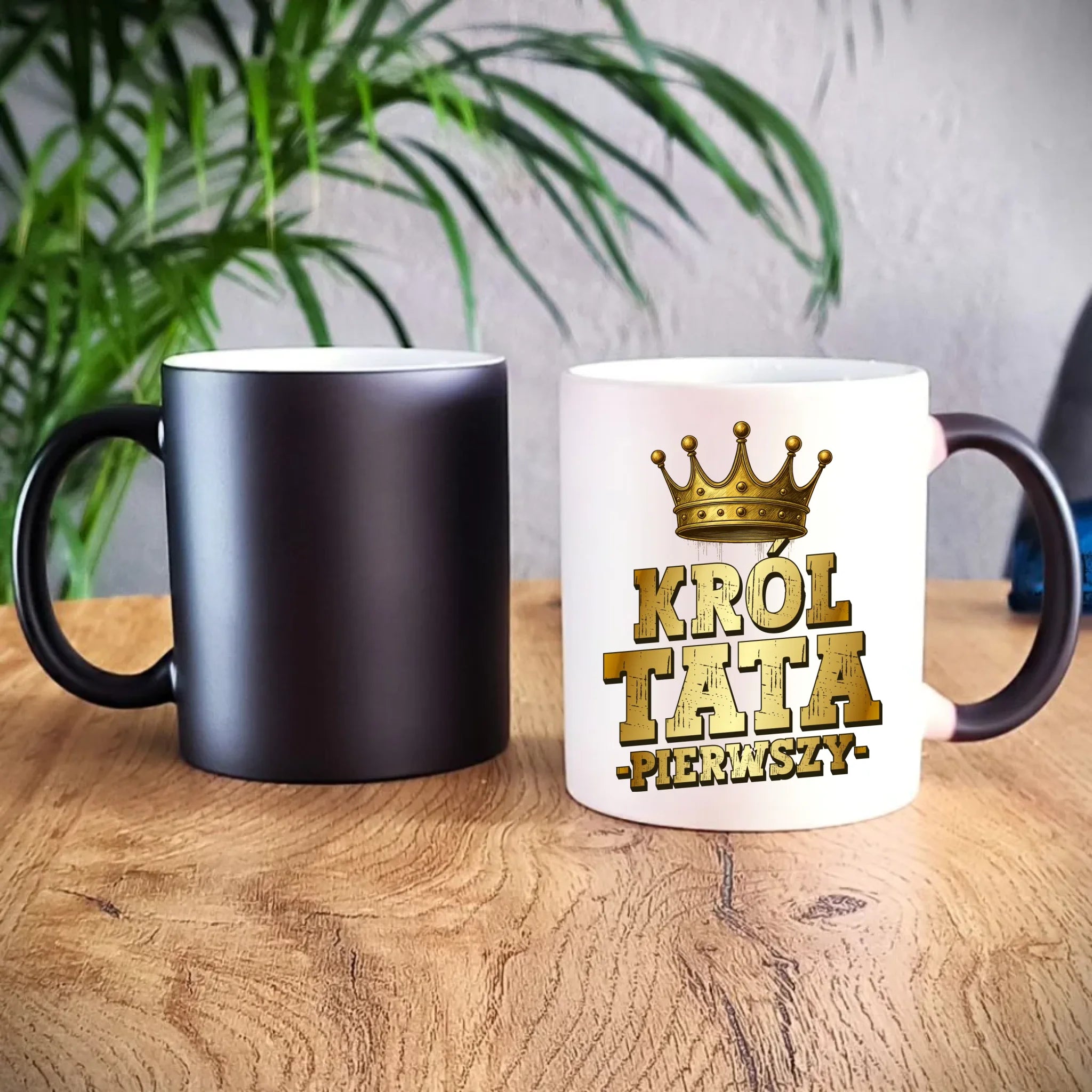 Kubek magiczny dla taty - Król Tata Pierwszy DT20 - StoryCups.pl