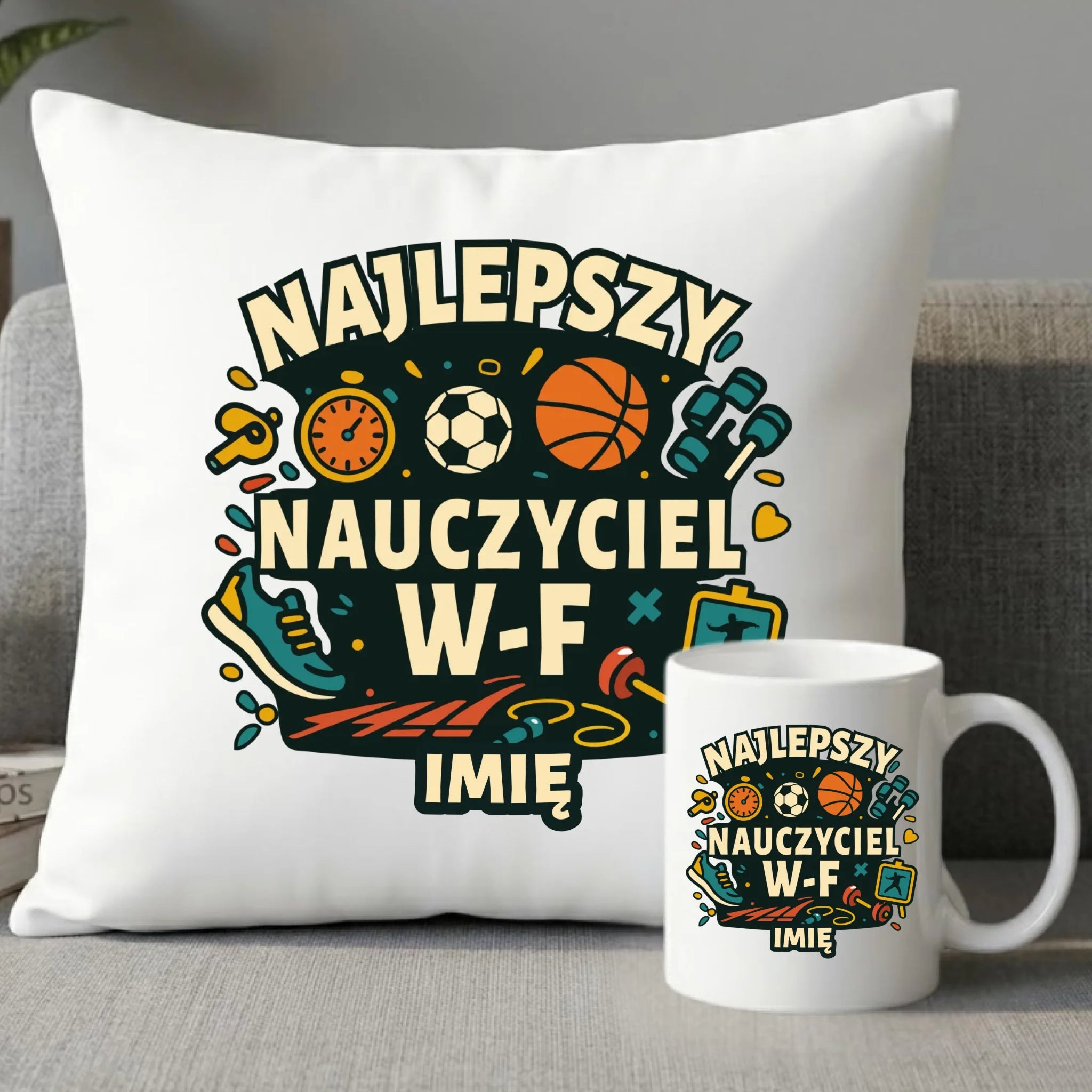 Zestaw poduszka i kubek dla nauczyciela wychowania fizycznego W-F - personalizowany N50 - StoryCups.pl