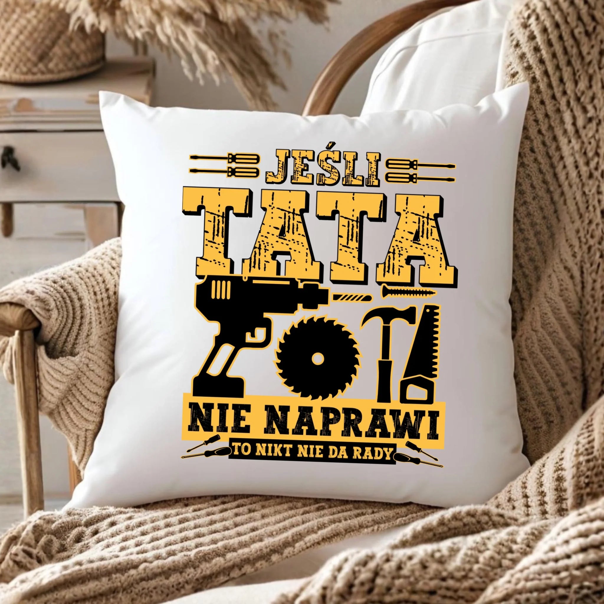 Poduszka dla taty - Jeśli tata nie naprawi to nikt nie da rady DT43 - StoryCups.pl