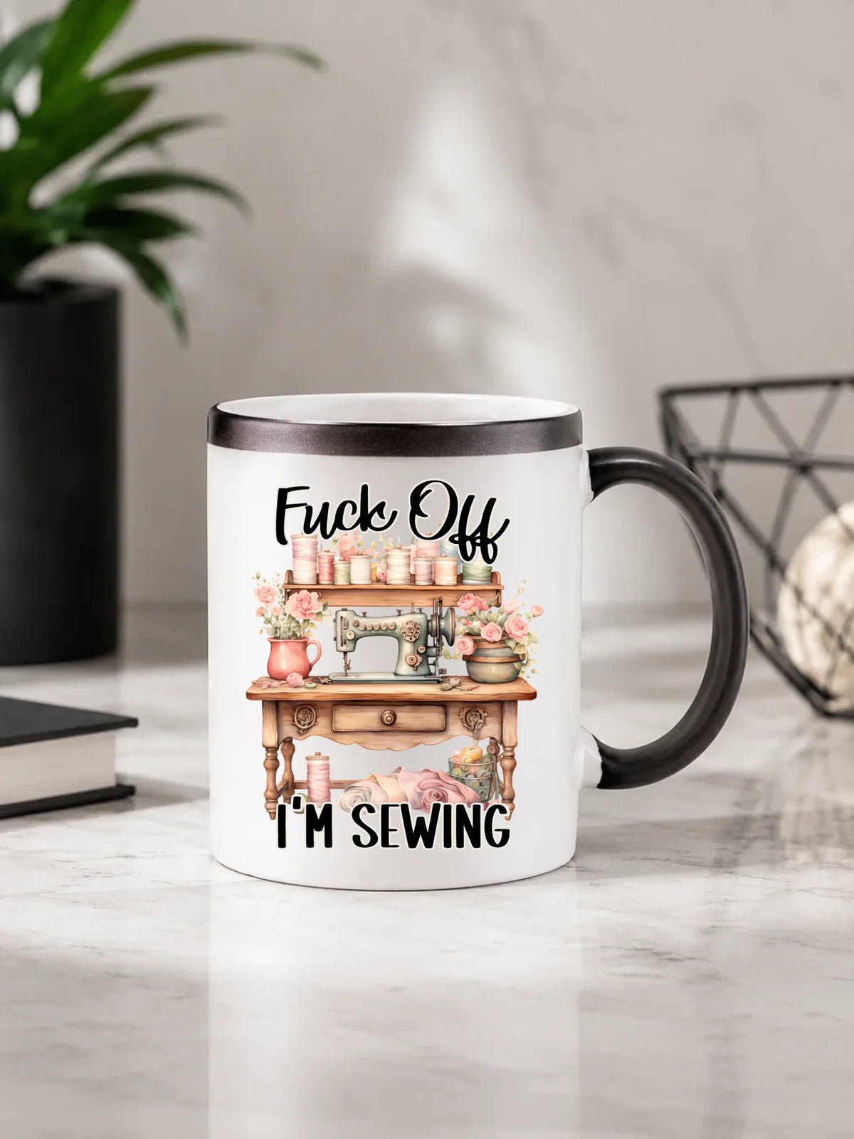 Kubek magiczny szyciowy dla krawcowej - Fck off im sewing HS16