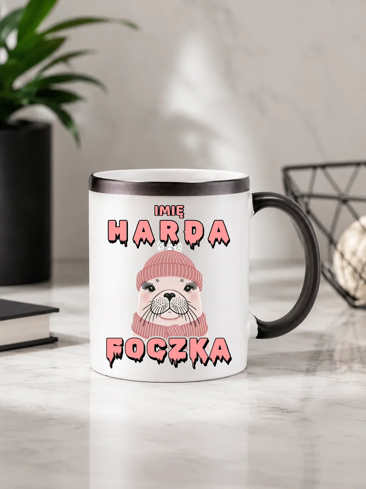 Kubek magiczny - prezent dla morsa - Harda foczka - personalizowany HM05