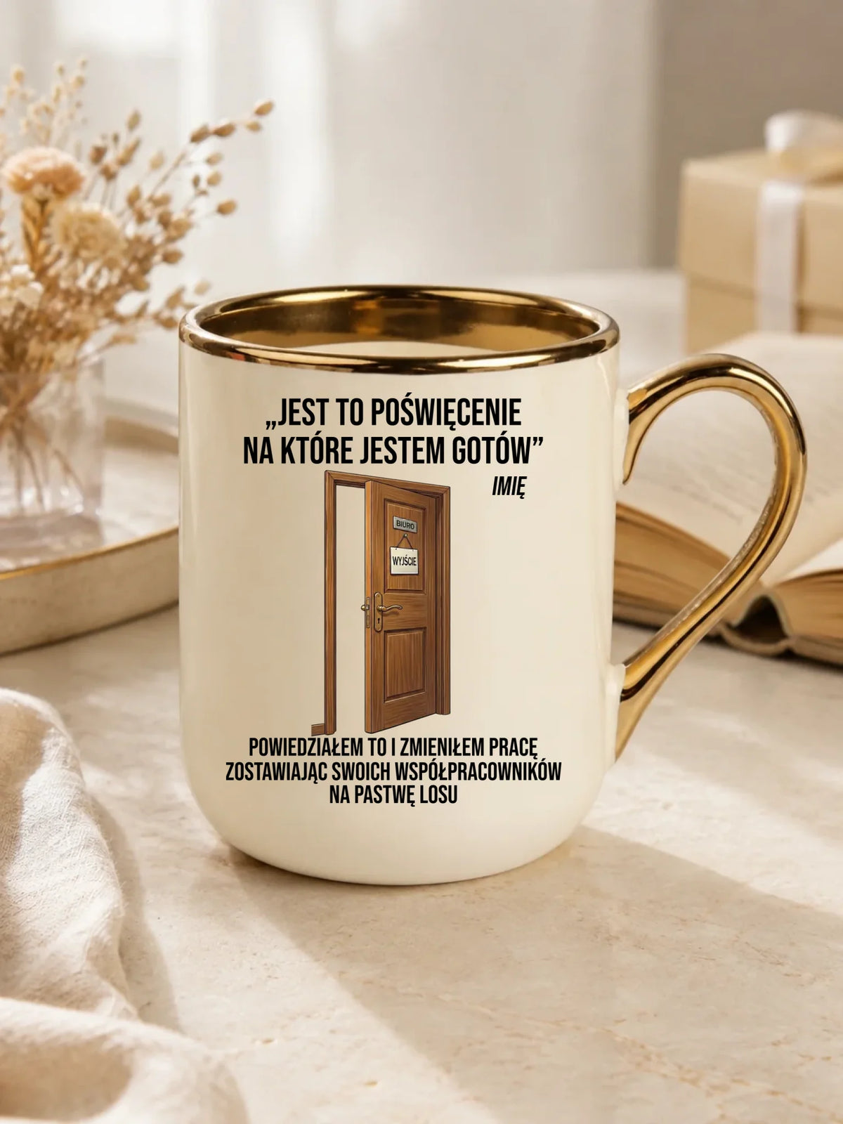 Kubek elegant na odejście z pracy - Poświęcenie, na które jestem gotów - personalizowany OP02