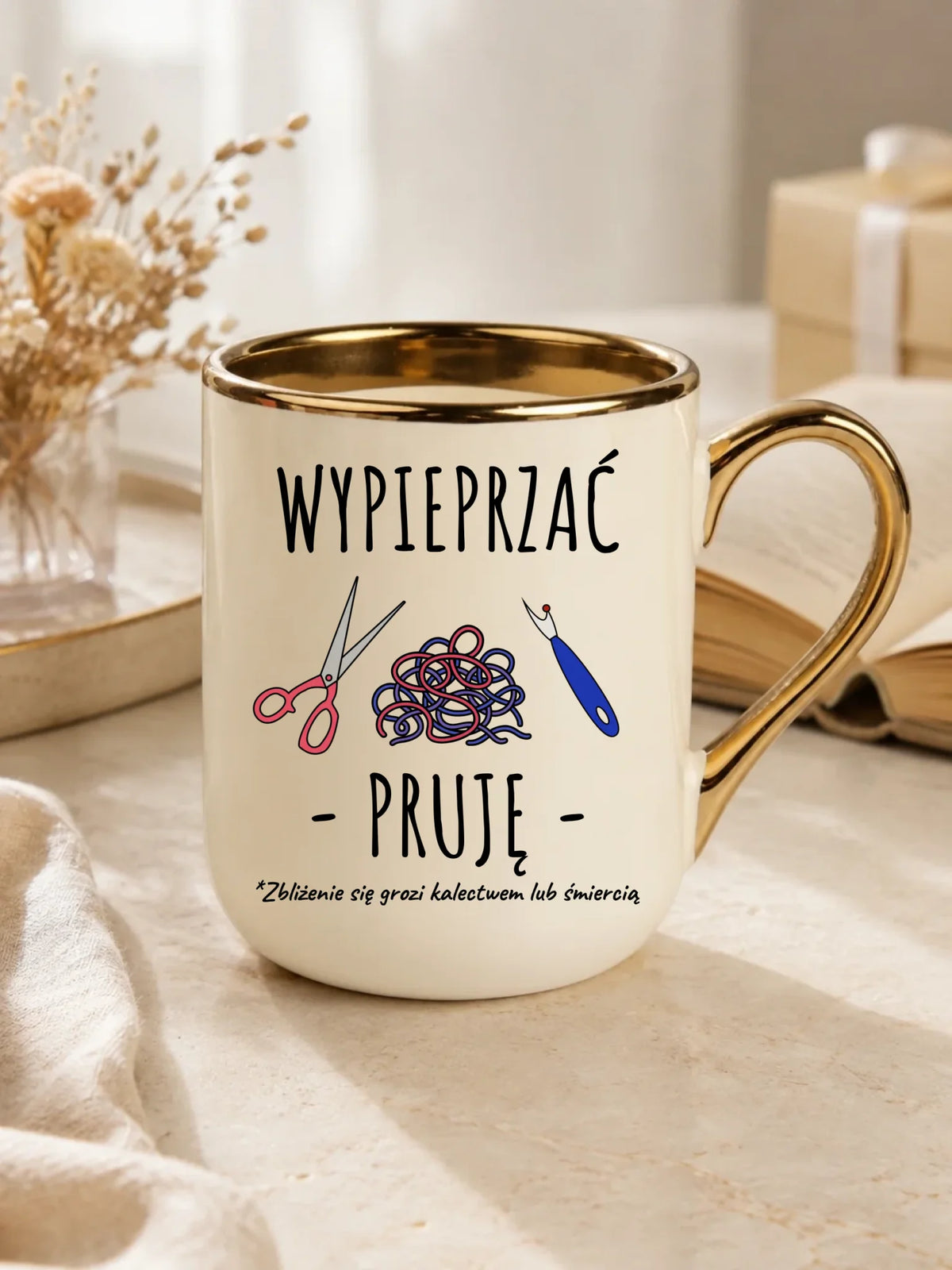 Kubek elegant szyciowy dla krawcowej - Wypieprzać, pruję HS08