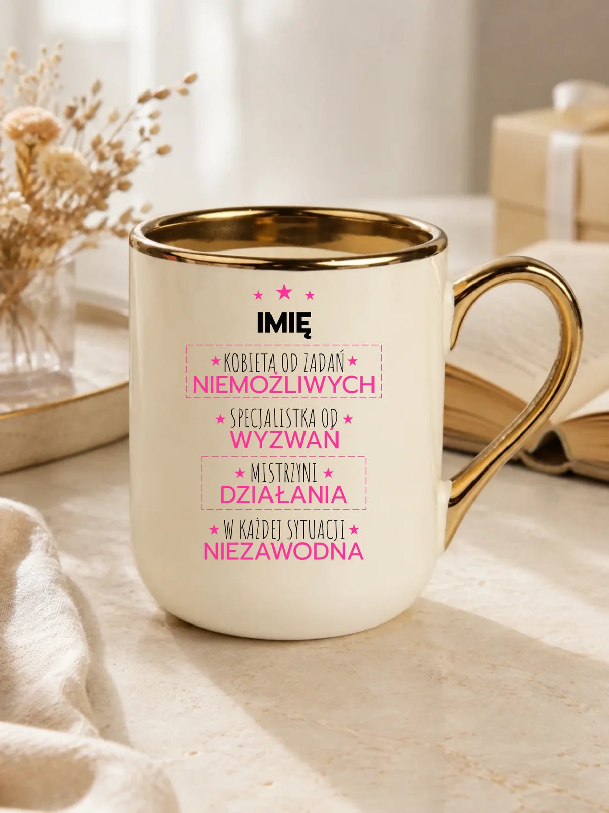 Kubek elegant - Kobieta od zadań niemożliwych - personalizowany DZ19