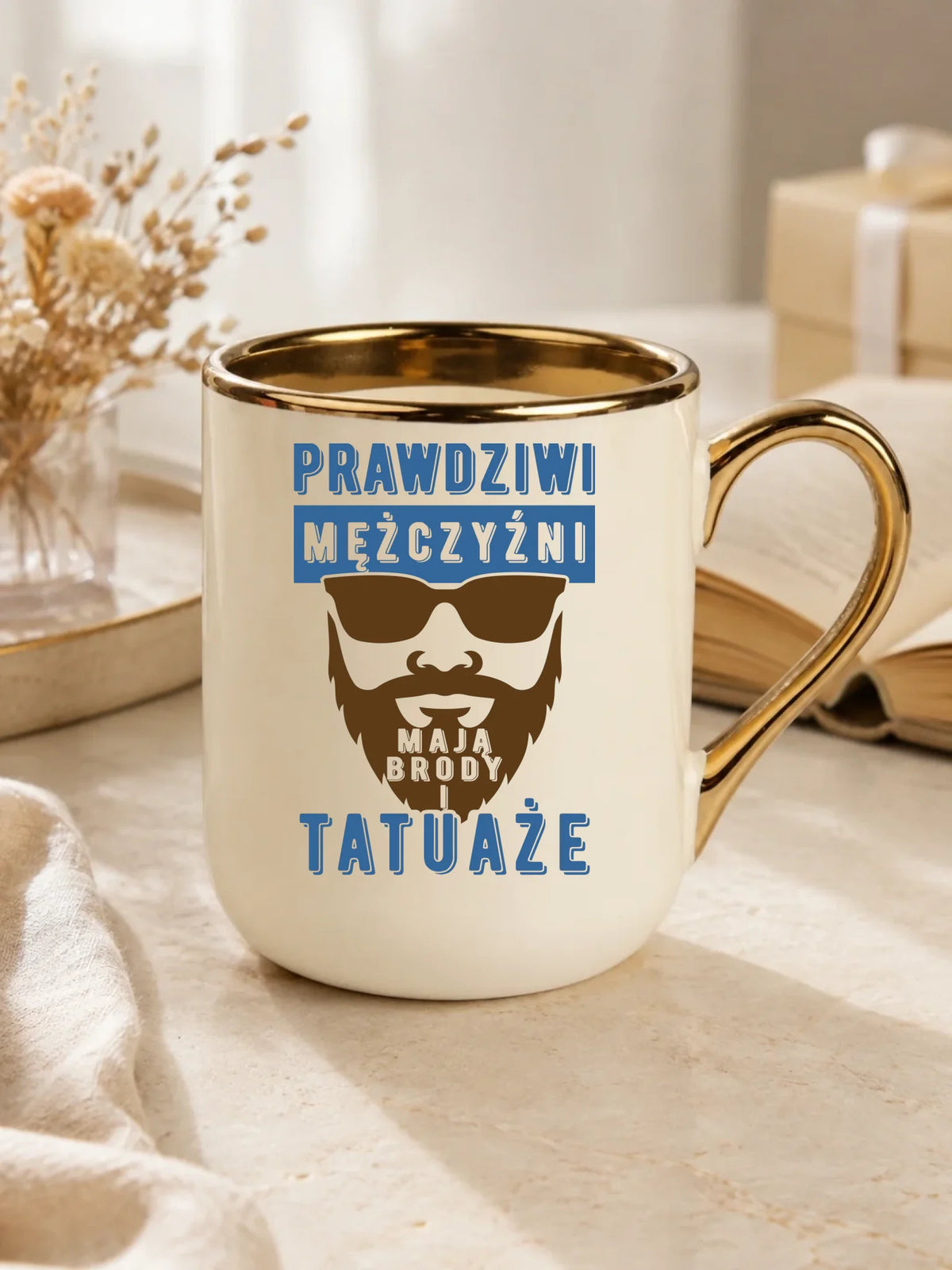 Kubek elegant - Prezent dla faceta - Prawdziwi mężczyźni mają brody i tatuaże DCH22