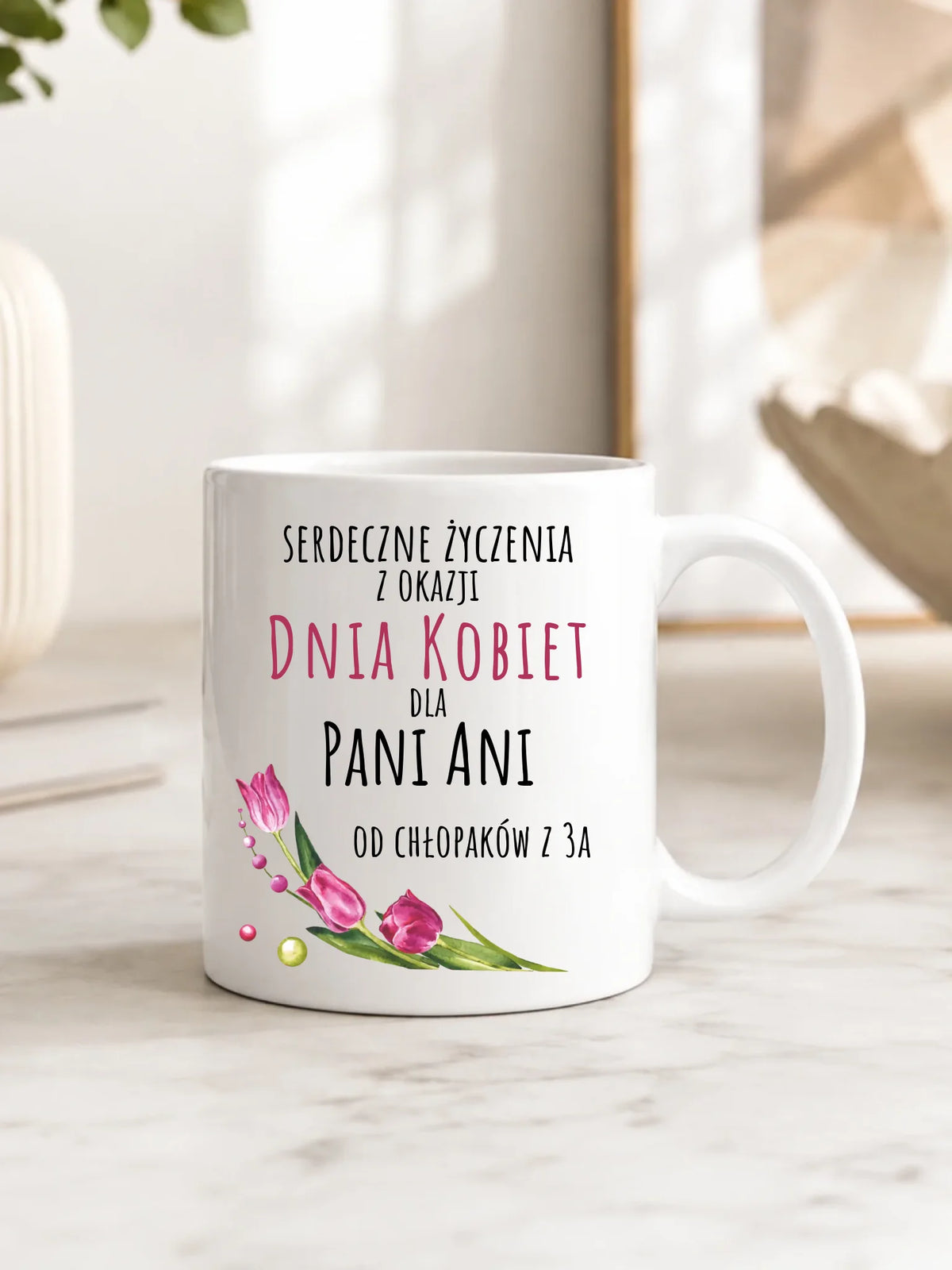 Kubek na Dzień Kobiet - Serdeczne życzenia - personalizowany DK01