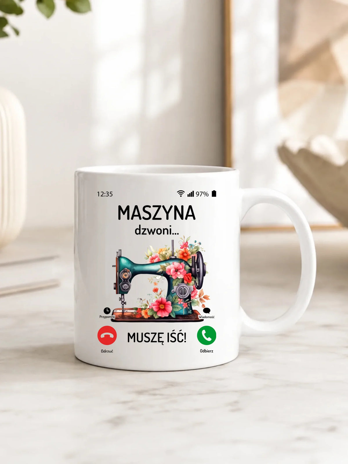 Kubek szyciowy dla krawcowej – Maszyna dzwoni muszę iść HS05