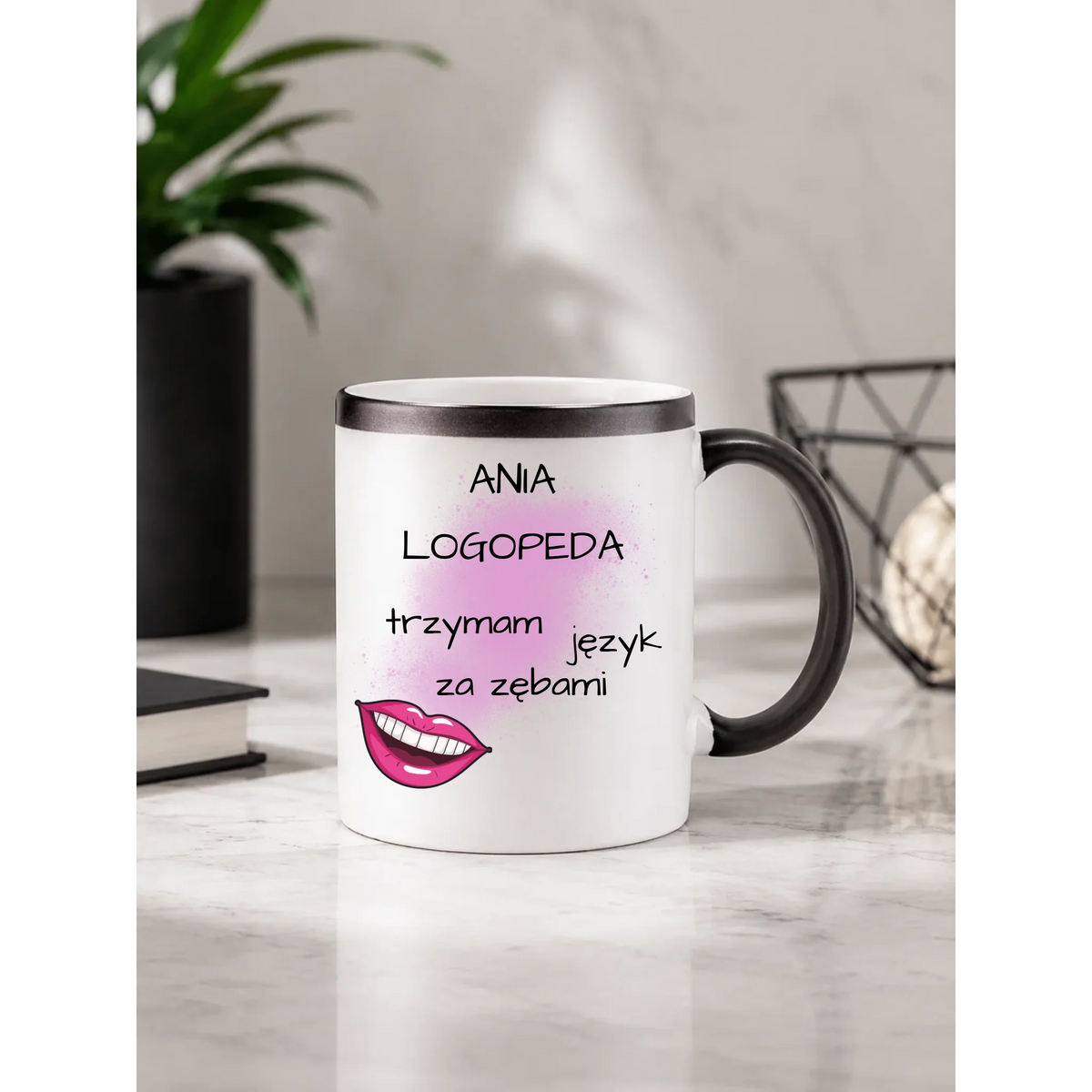 Logopeda | Kubek magiczny z imieniem na prezent dla logopedy N24