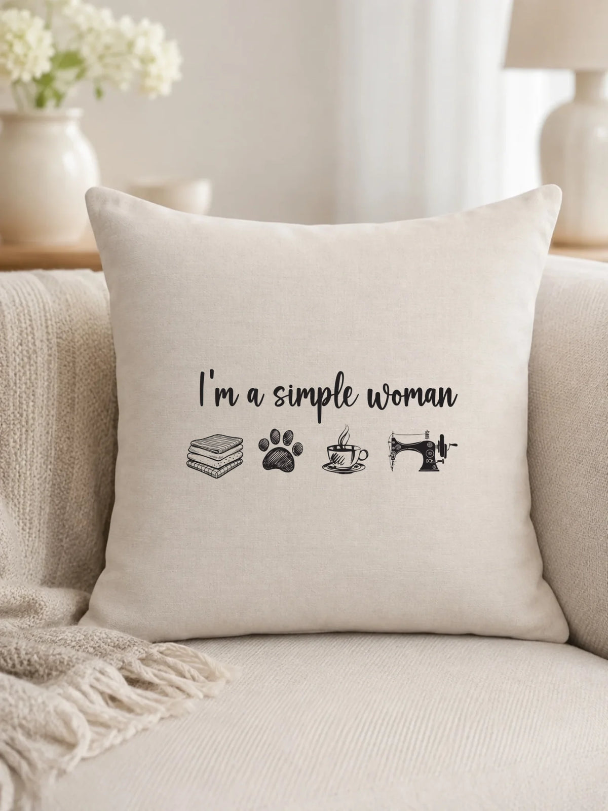 Poduszka szyciowa dla krawcowej - I'm a simple woman HS20