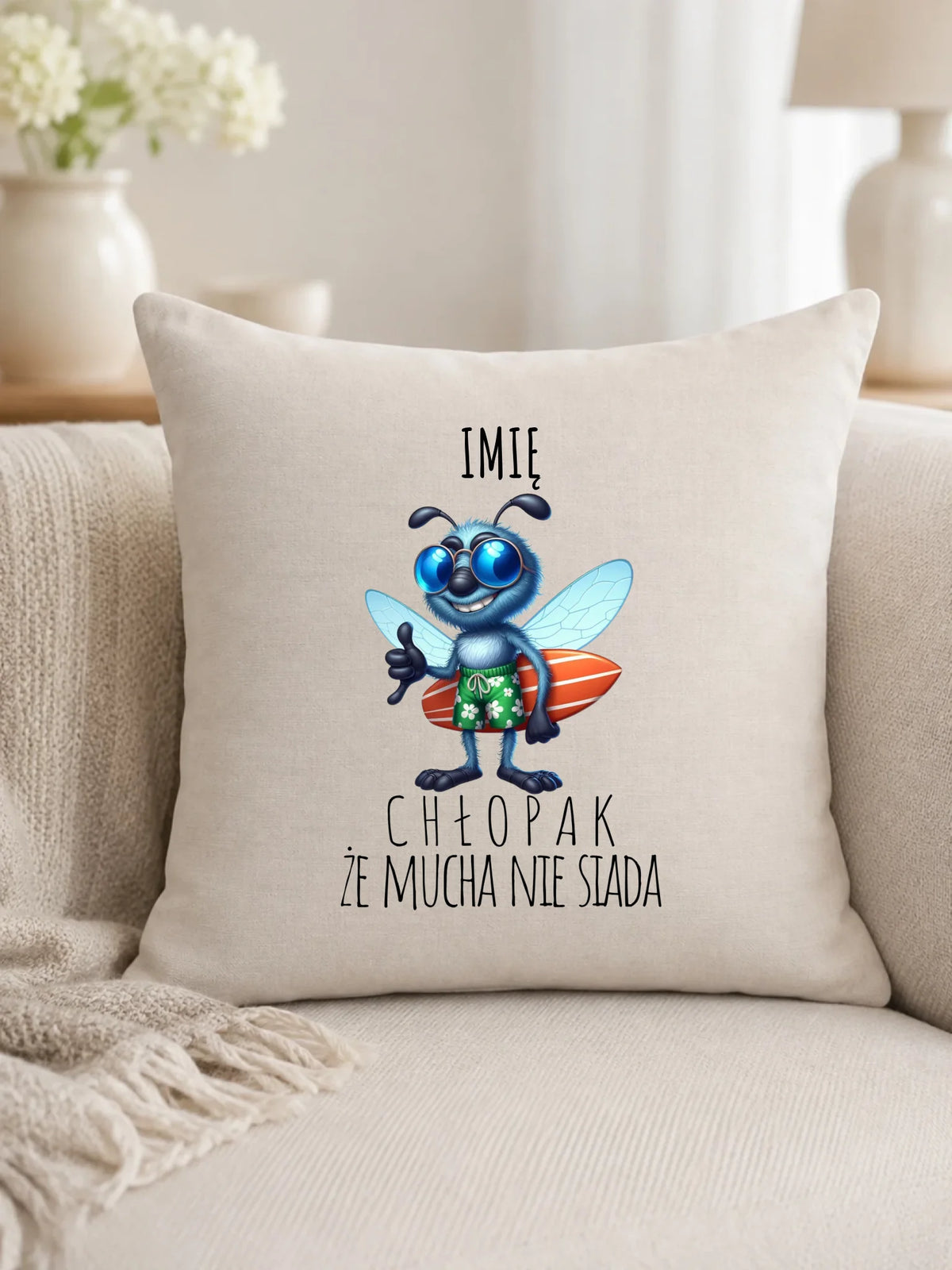 Poduszka - prezent dla chłopaka - Mucha nie siada essa - personalizowana DCH29