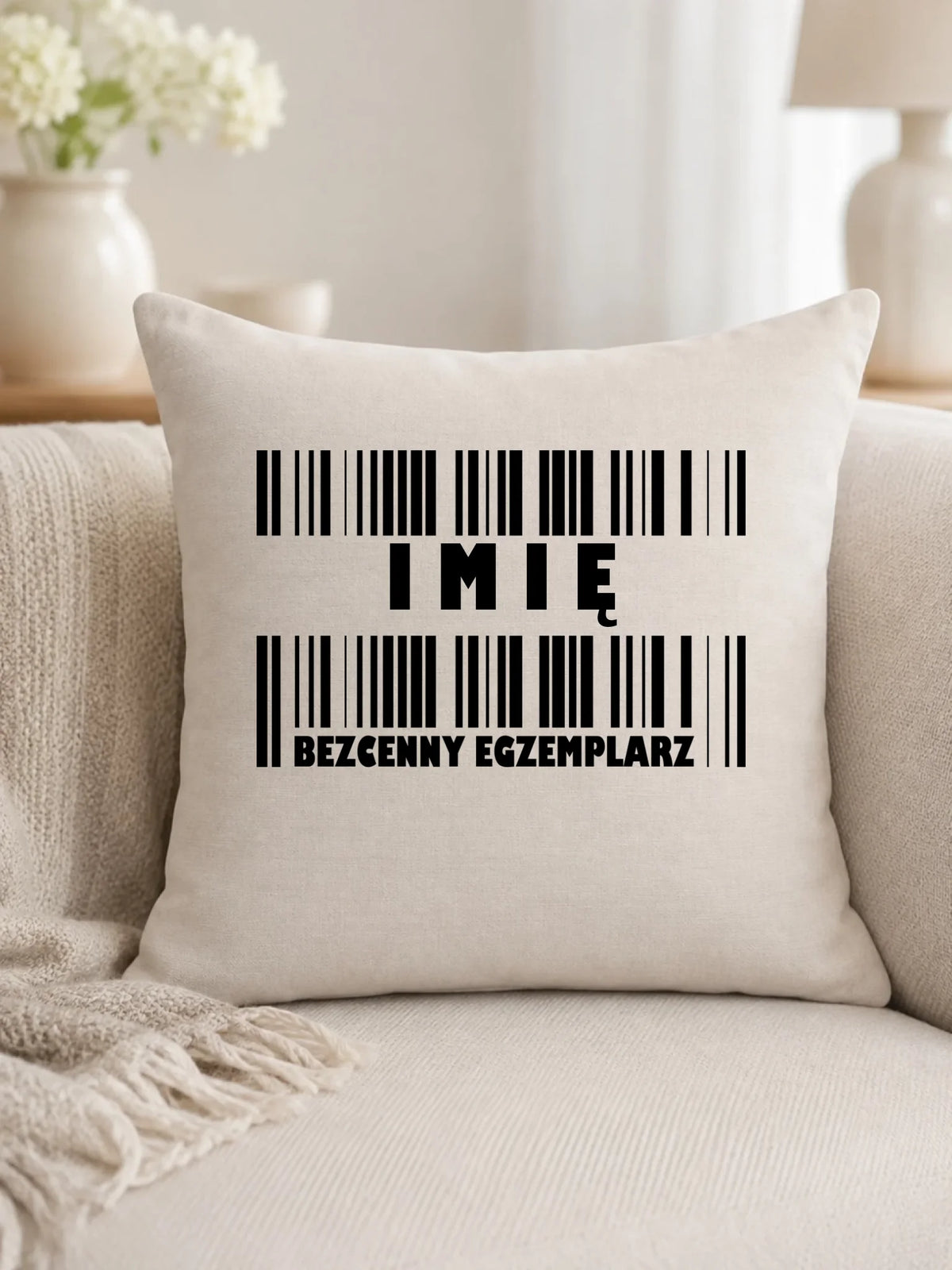 Poduszka - Bezcenny egzemplarz prezent dla niego - personalizowana DCH07