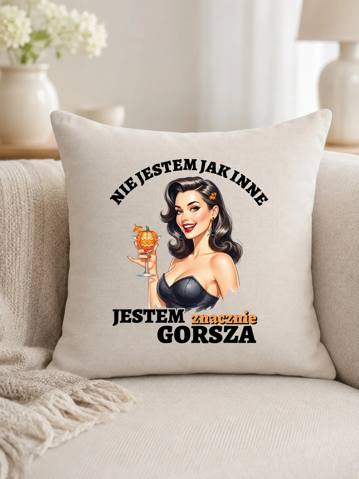 Poduszka halloweenowa - Nie jestem jak inne HL24