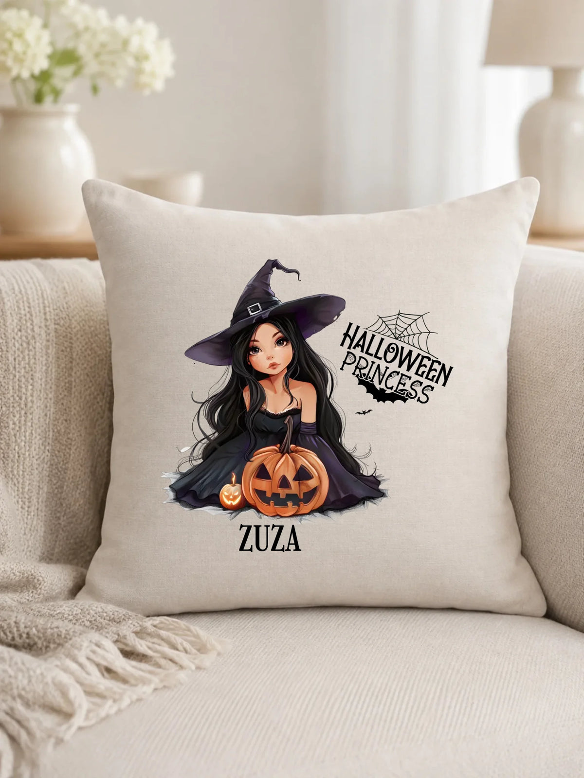 Poduszka halloweenowa - Czarownica z dynią - personalizowana HL10