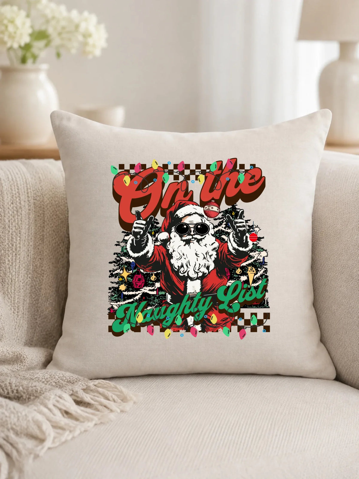 Poduszka świąteczna - On the Naughty List BN50