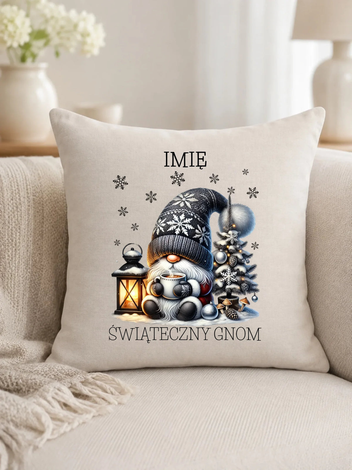 Poduszka świąteczna - Gnom z czekoladą - personalizowana BN41