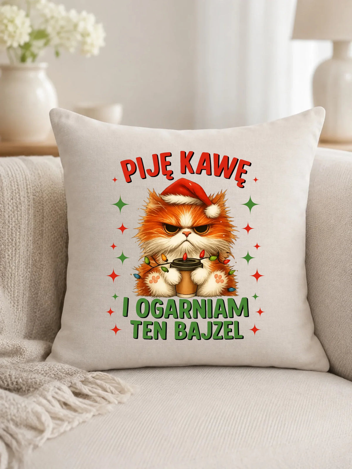 Poduszka świąteczna - Kot Piję kawę i ogarniam ten bajzel BN39