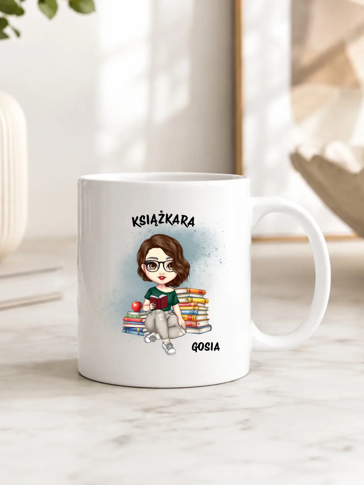 Kubek - Książkara - Prezent dla miłośniczki czytania książek - personalizowany DZ03