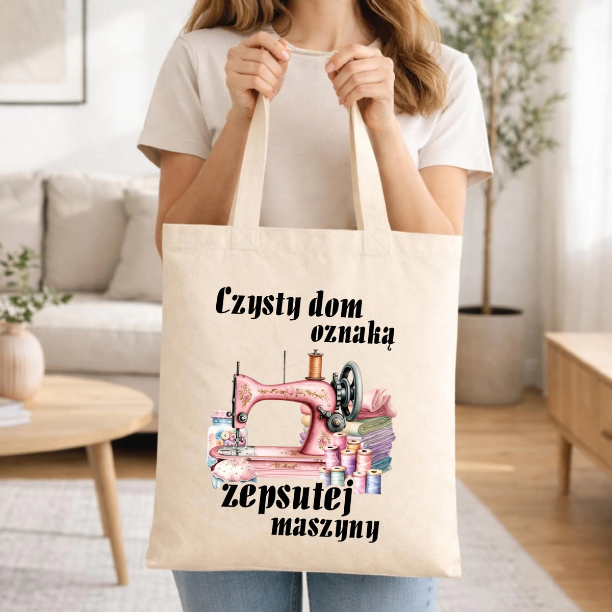 Torba szyciowa dla krawcowej - Czysty dom oznaką zepsutej maszyny HS15