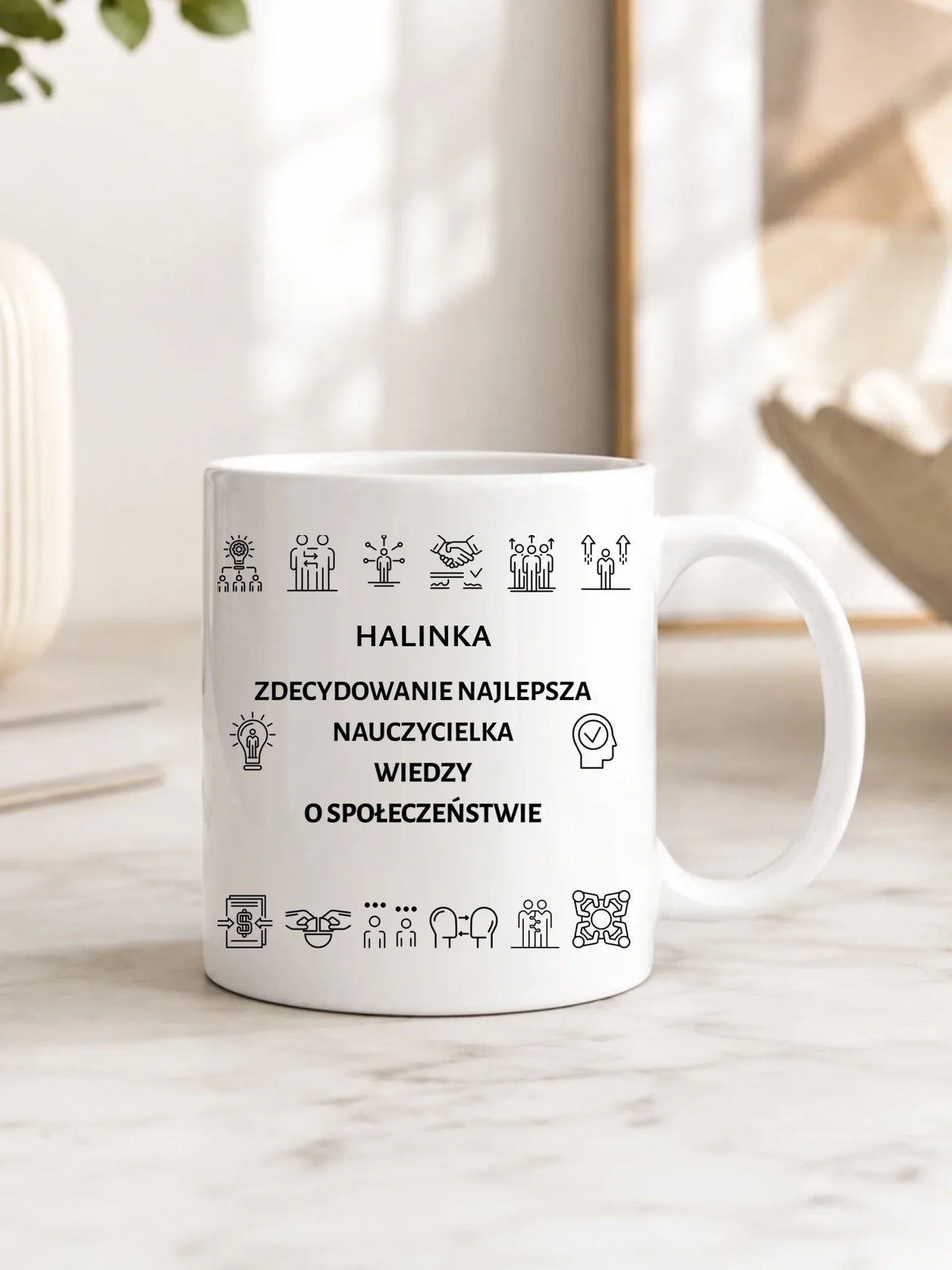 Kubek z imieniem dla nauczyciela i nauczycielki - Wiedza o społeczeństwie WOS N59