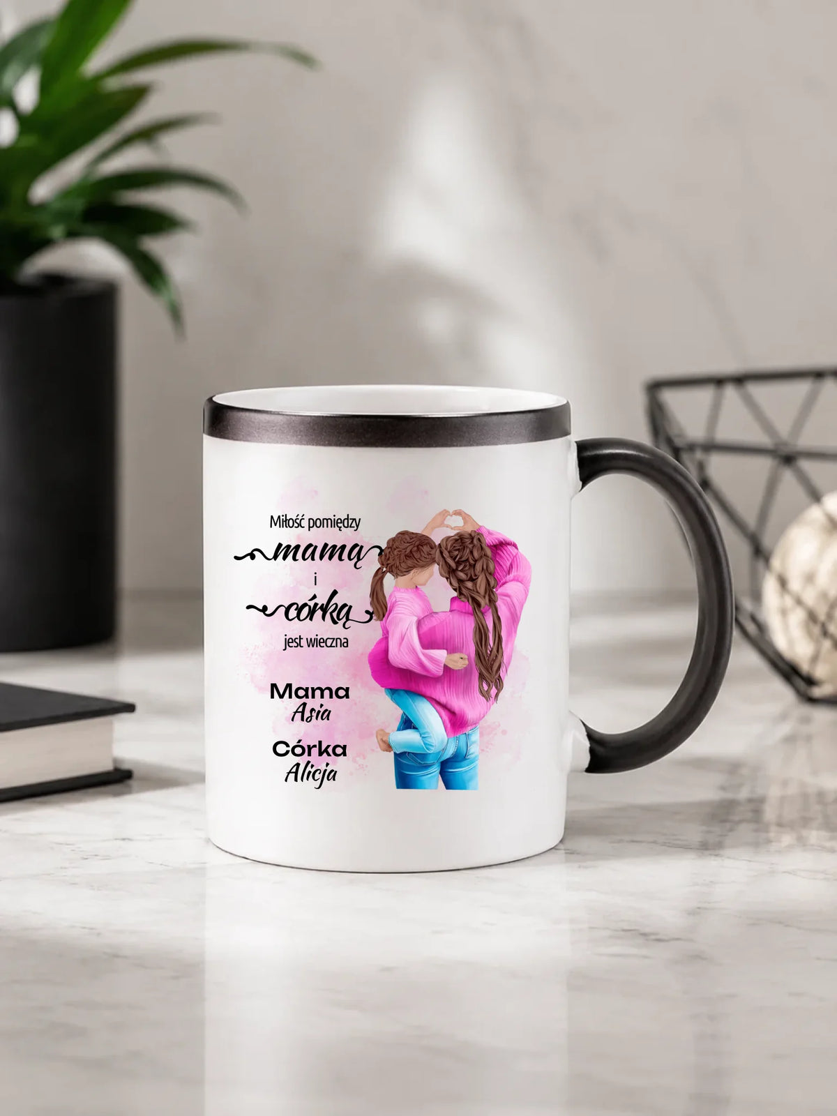 Kubek magiczny dla mamy od córki - Miłość jest wieczna - personalizowany DM38