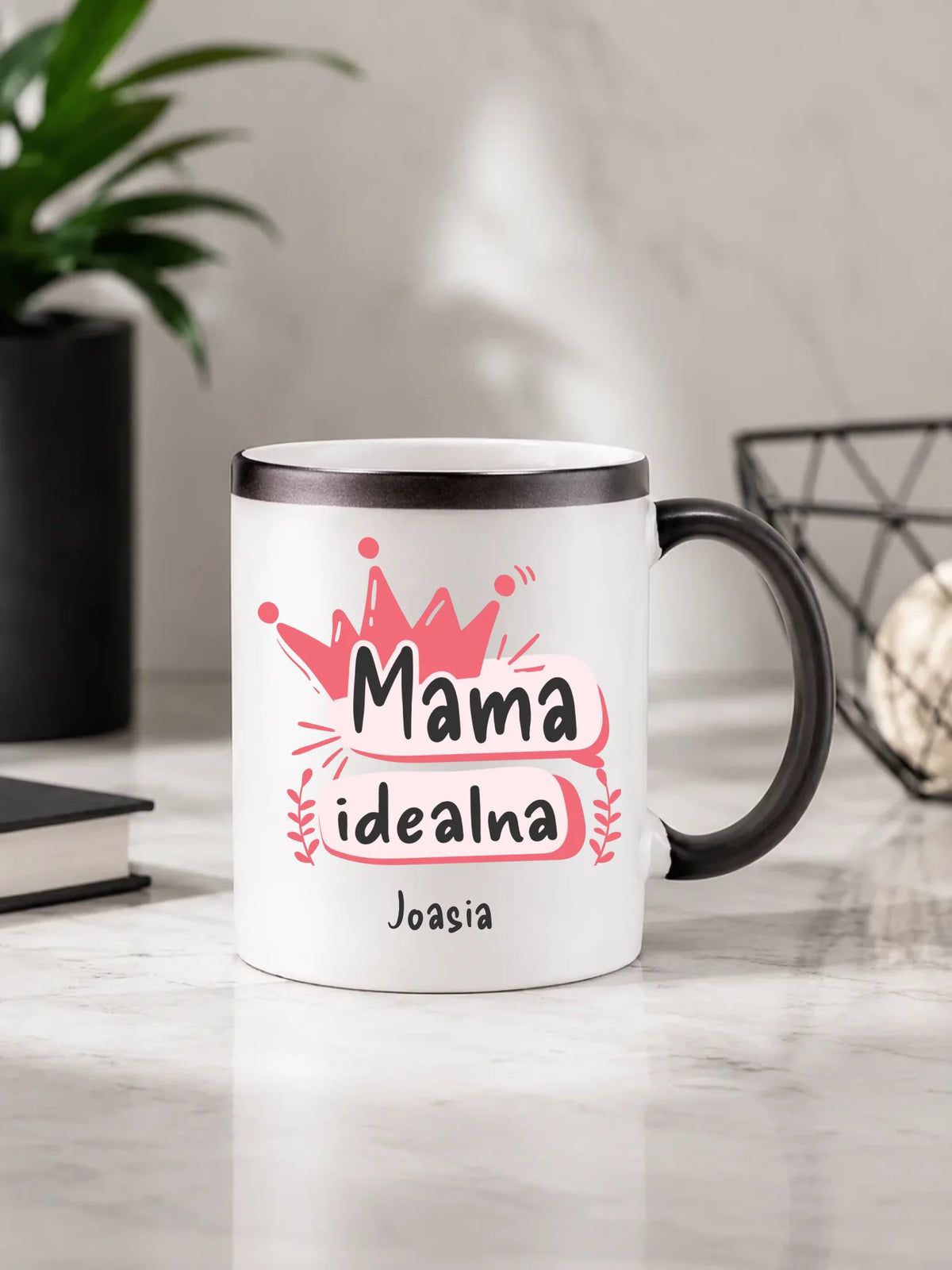 Kubek magiczny dla mamy - Mama idealna - personalizowany DM23