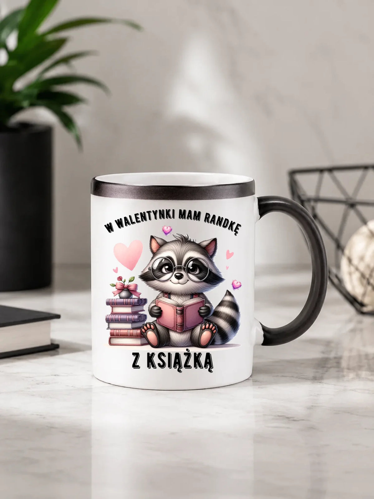 Kubek magiczny na Walentynki dla mola książkowego – Mam randkę z książką W20