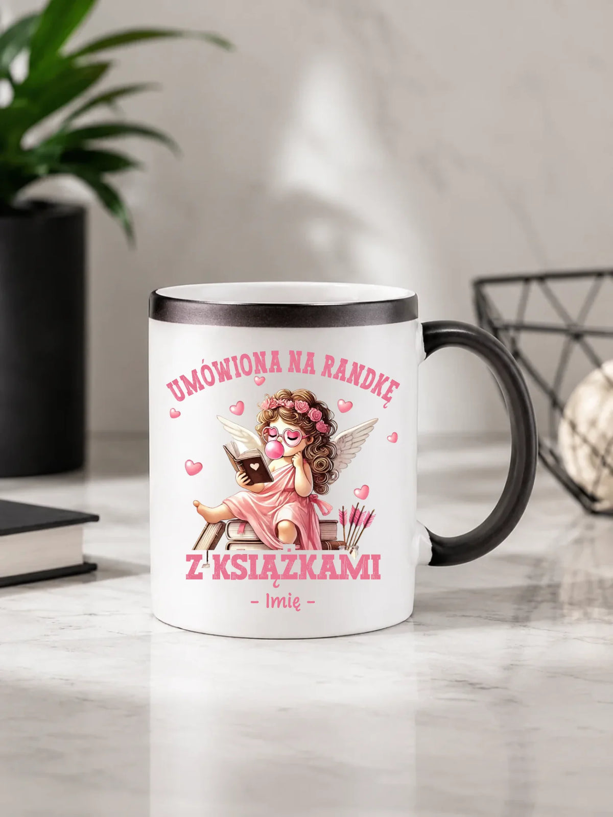 Kubek magiczny dla czytelniczki – Umówiona na randkę z książkami - personalizowany W19