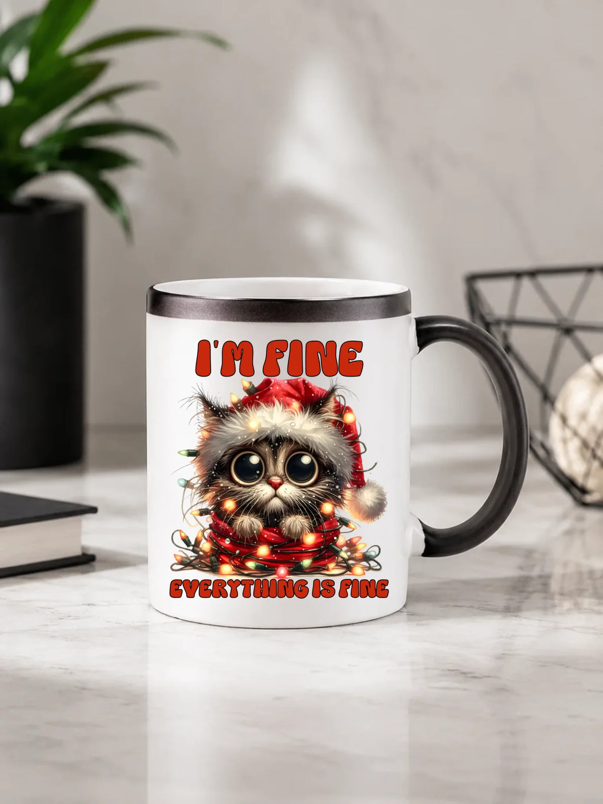 Kubek magiczny świąteczny - Kotek I'm fine everything is fine BN67