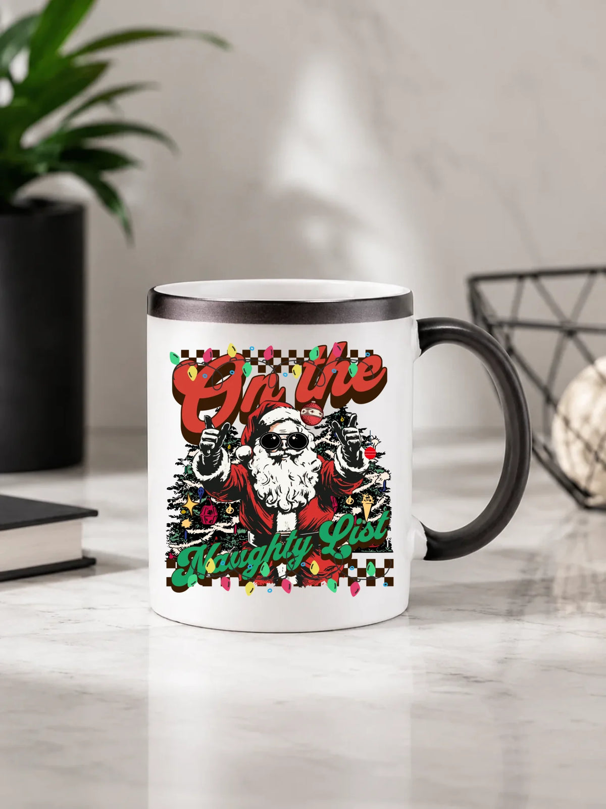 Kubek magiczny świąteczny - On the Naughty List BN50