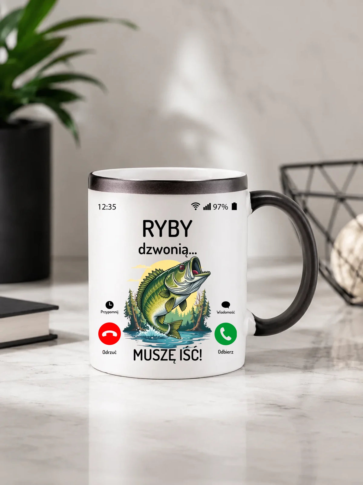 Kubek magiczny dla dziadka wędkarza - Ryby dzwonią muszę iść D37