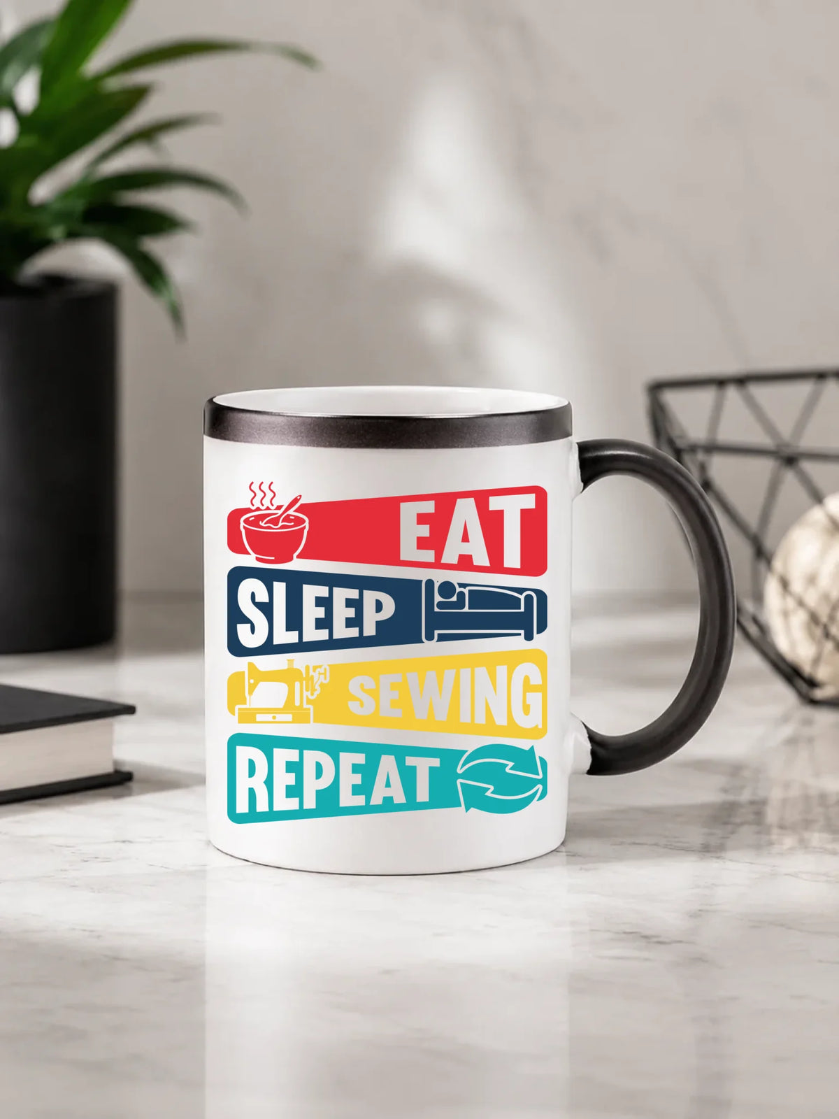 Kubek magiczny szyciowy dla krawcowej - Eat sleep sewing repeat HS21