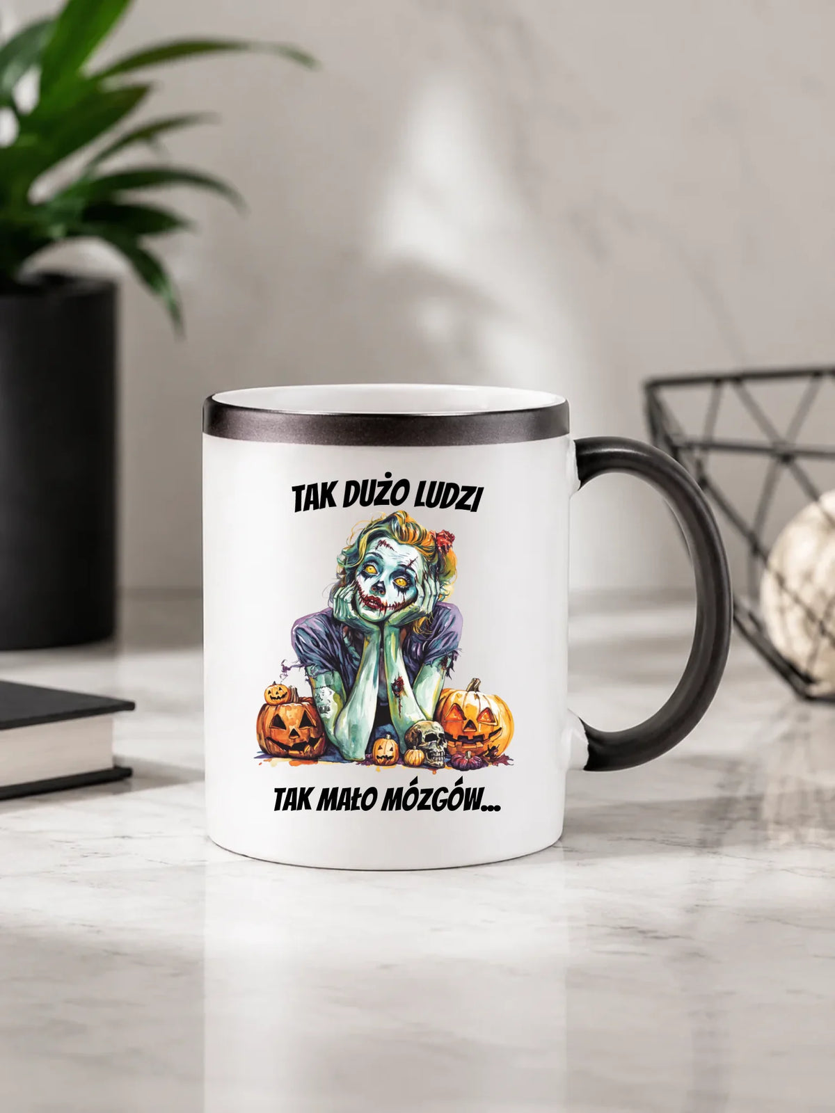 Kubek magiczny na Halloween - Zombie - Tak mało mózgów HL31
