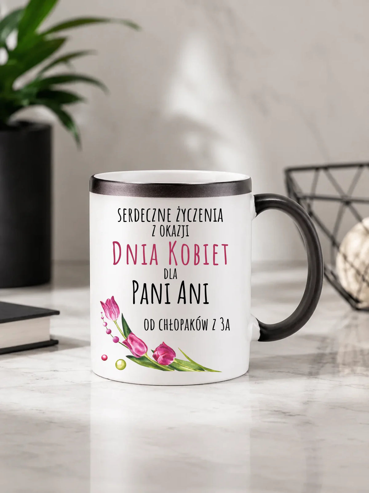Kubek magiczny na Dzień Kobiet - Serdeczne życzenia - personalizowany DK01