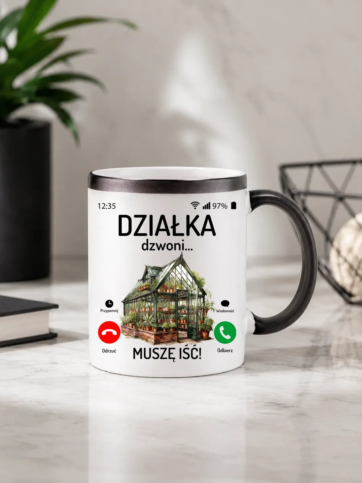 Kubek magiczny dla babci - Działka dzwoni muszę iść B41