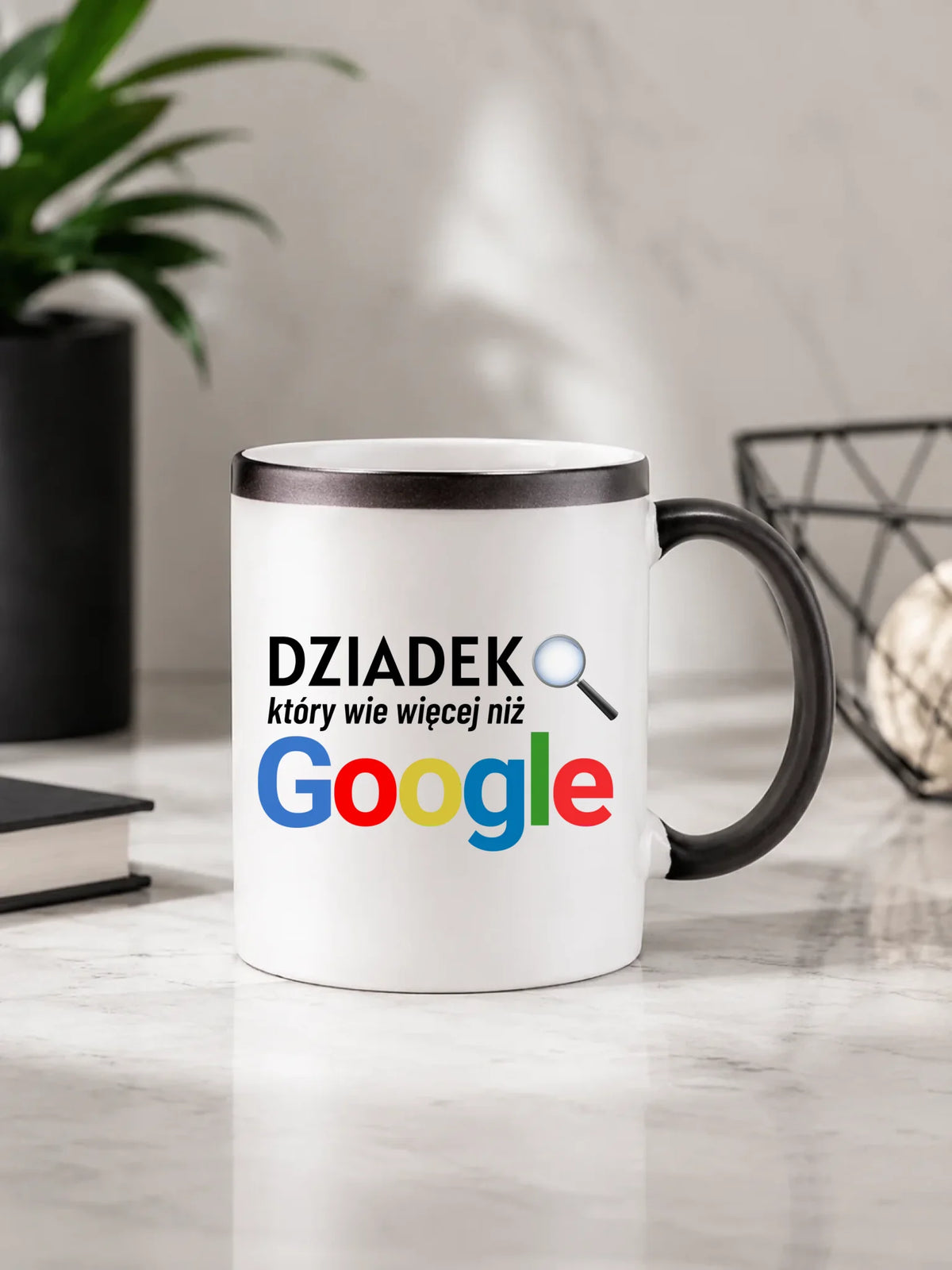 Kubek magiczny dla dziadka - Dziadek który wie więcej niż google D44