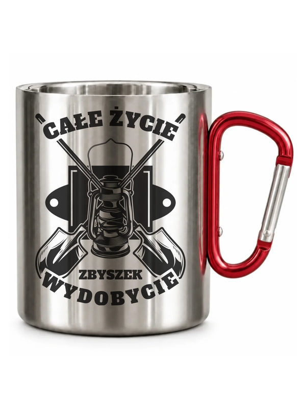 Prezent na święta dla górnika kubek metalowy turystyczny srebrny z karabińczykiem ze wzorem Całe życie wydobycie i personalizowanym imieniem.